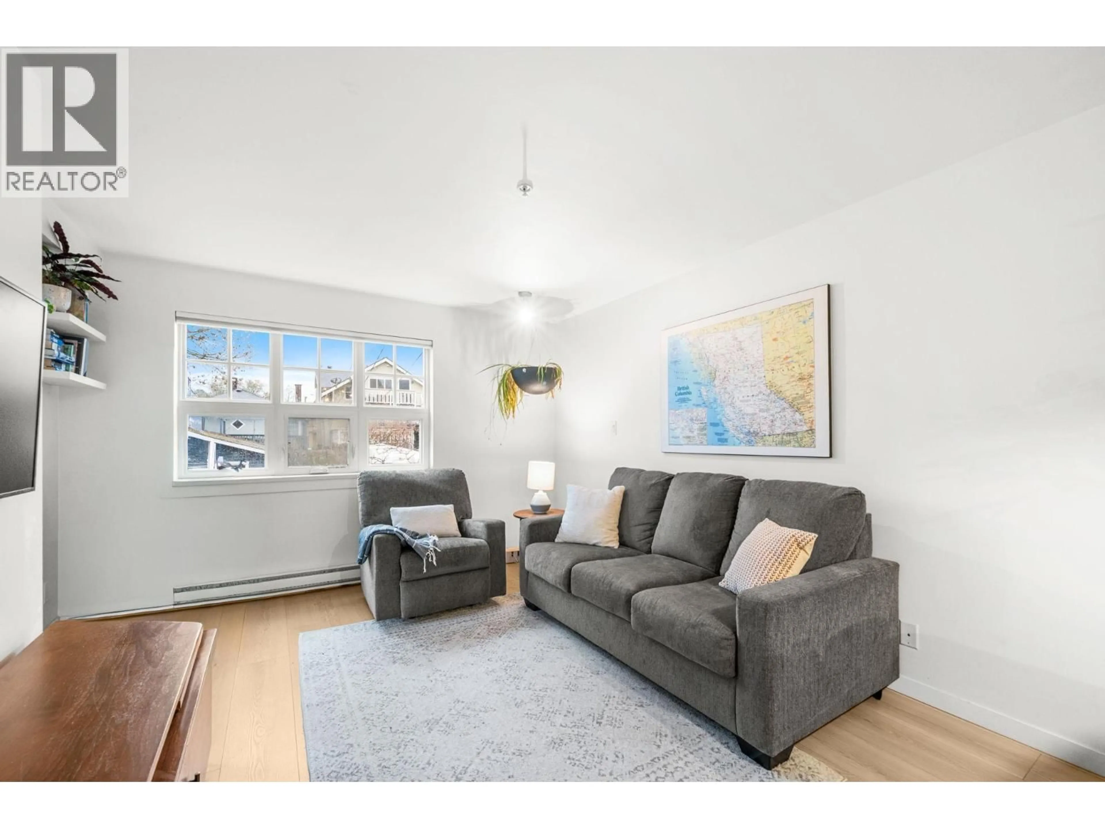 Living room with furniture, unknown for 203 - 930 16TH AVENUE, Vancouver British Columbia V5Z1T2