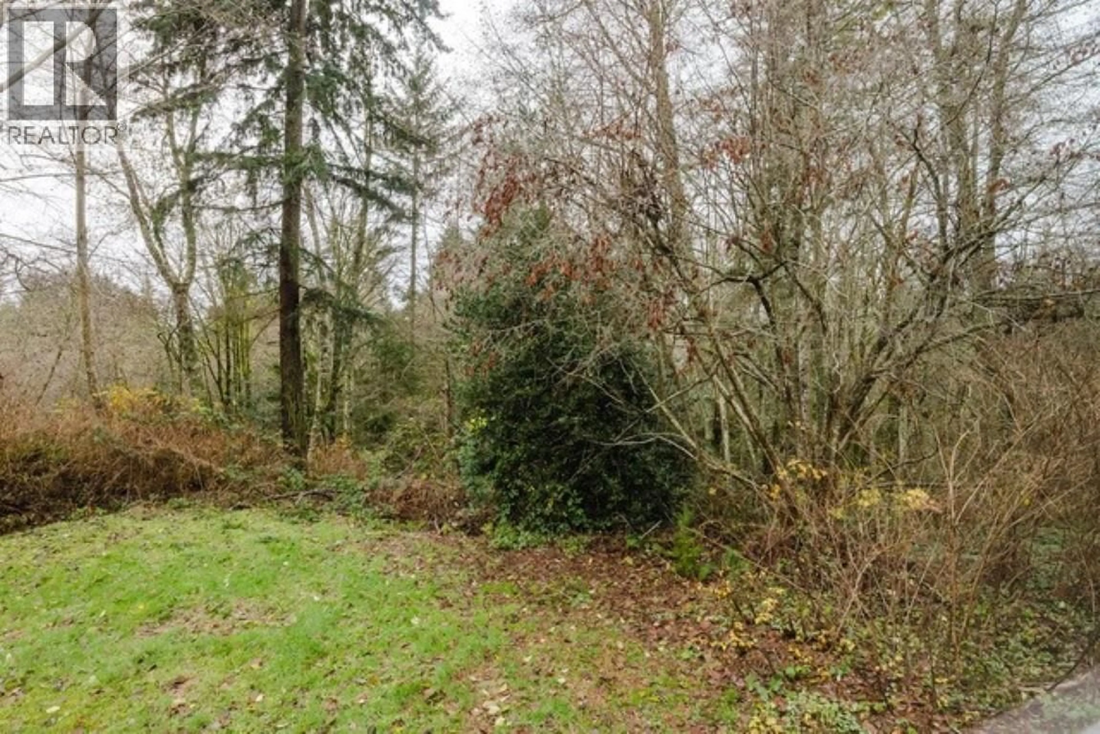 A pic from outside/outdoor area/front of a property/back of a property/a pic from drone, forest/trees view for 178 - 1413 SUNSHINE COAST HIGHWAY, Gibsons British Columbia V0N1V5