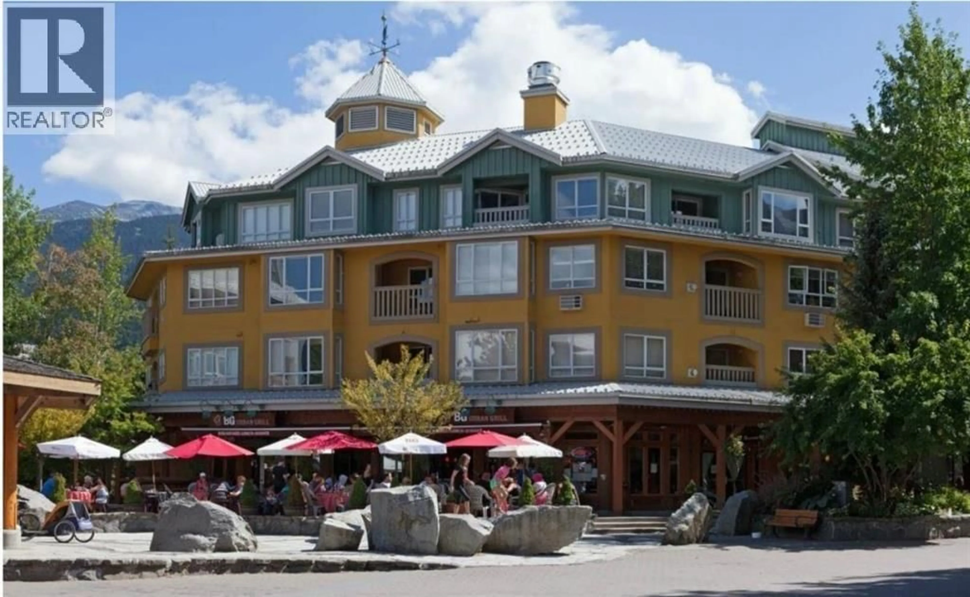 Patio, building for 311 - 4314 MAIN STREET, Whistler British Columbia V8E1A8
