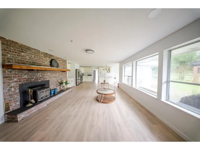 40895 HENDERSON ROAD, Columbia Valley 4
