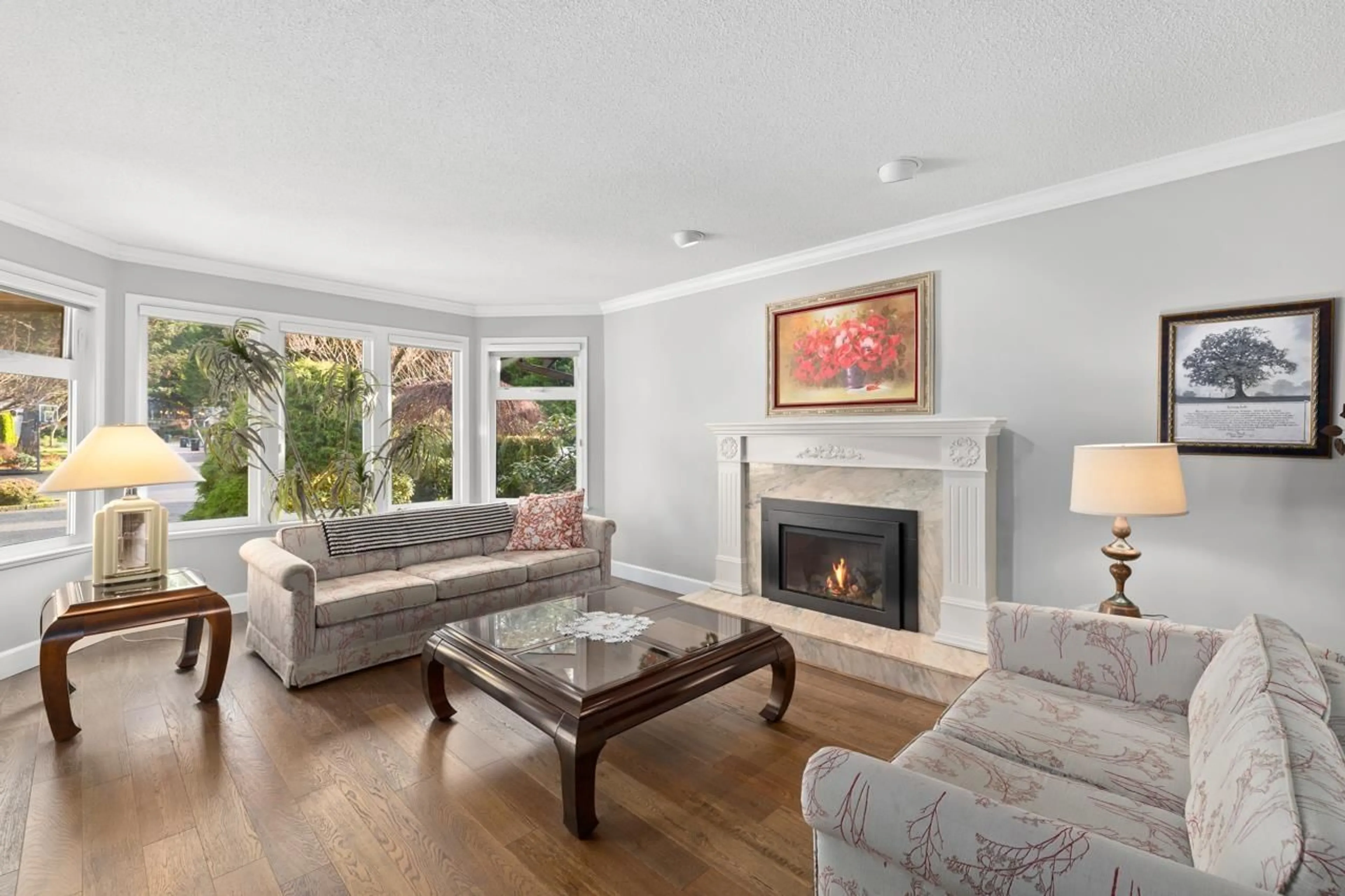 Living room with furniture, unknown for 1887 144A STREET, Surrey British Columbia V4A6Z7