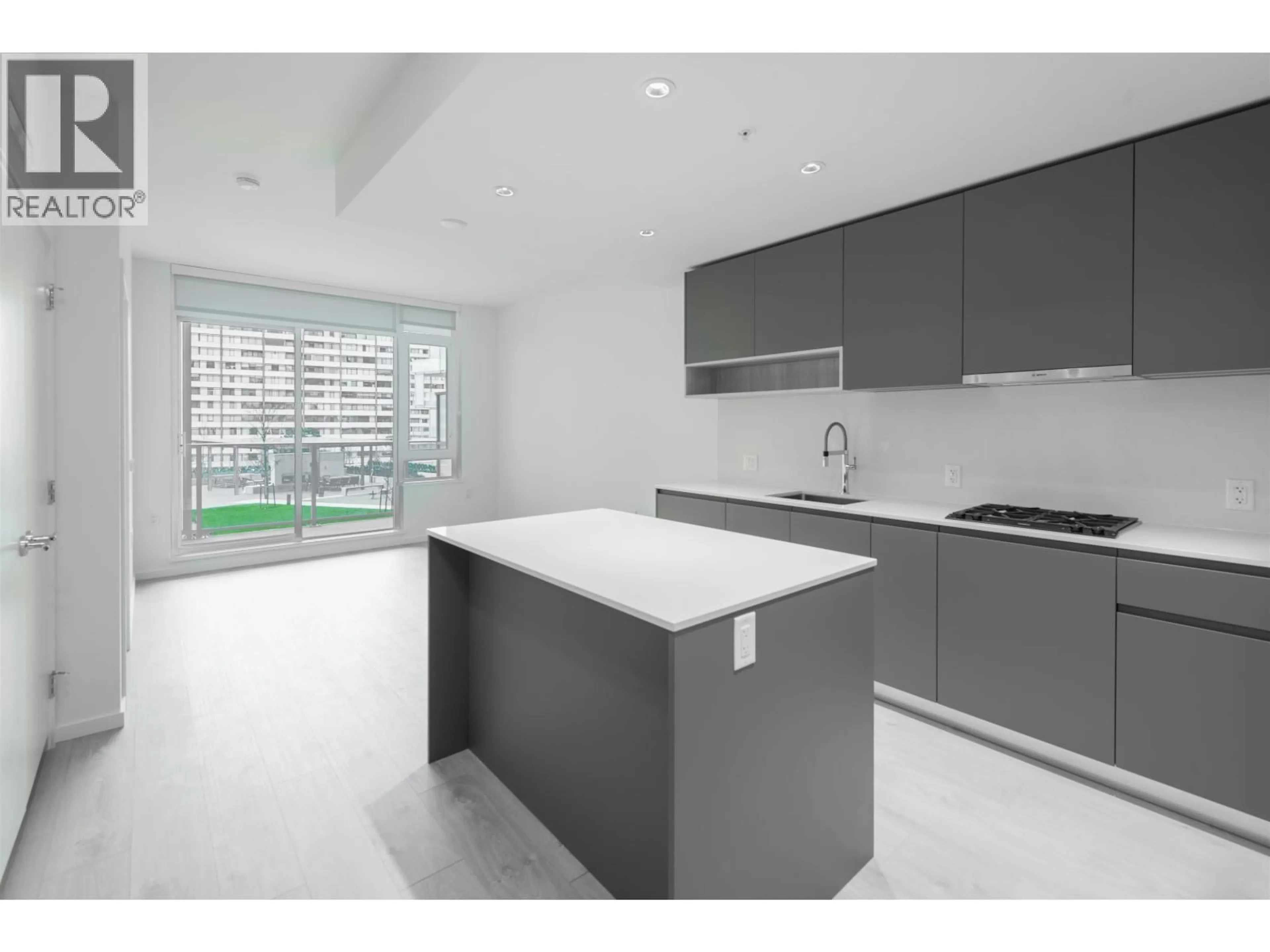 Open concept kitchen, unknown for 566 - 6600 MINORU BOULEVARD, Richmond British Columbia V6Y0N3