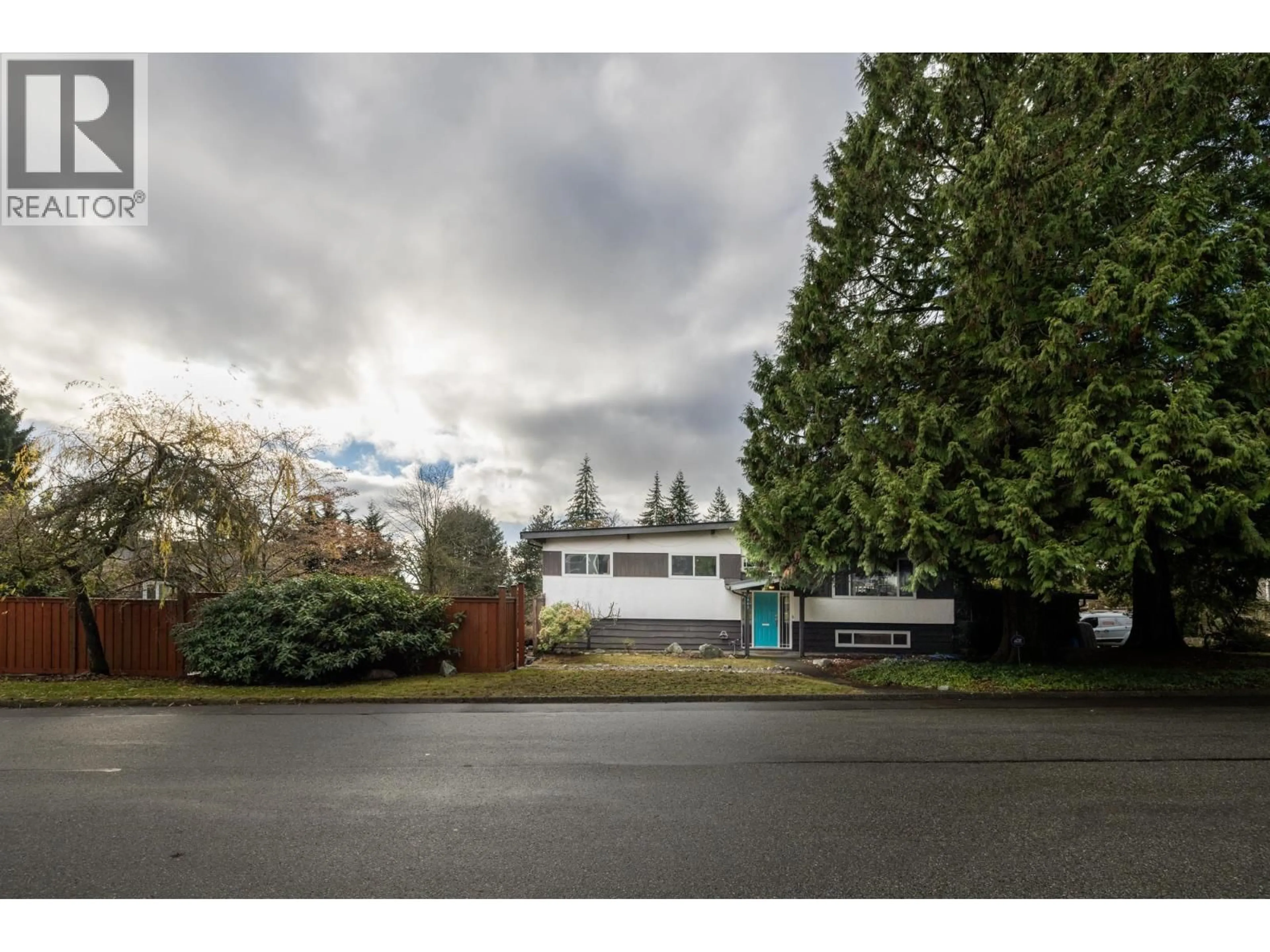 A pic from outside/outdoor area/front of a property/back of a property/a pic from drone, mountain view for 2041 TOMPKINS CRESCENT, North Vancouver British Columbia V7H2C9