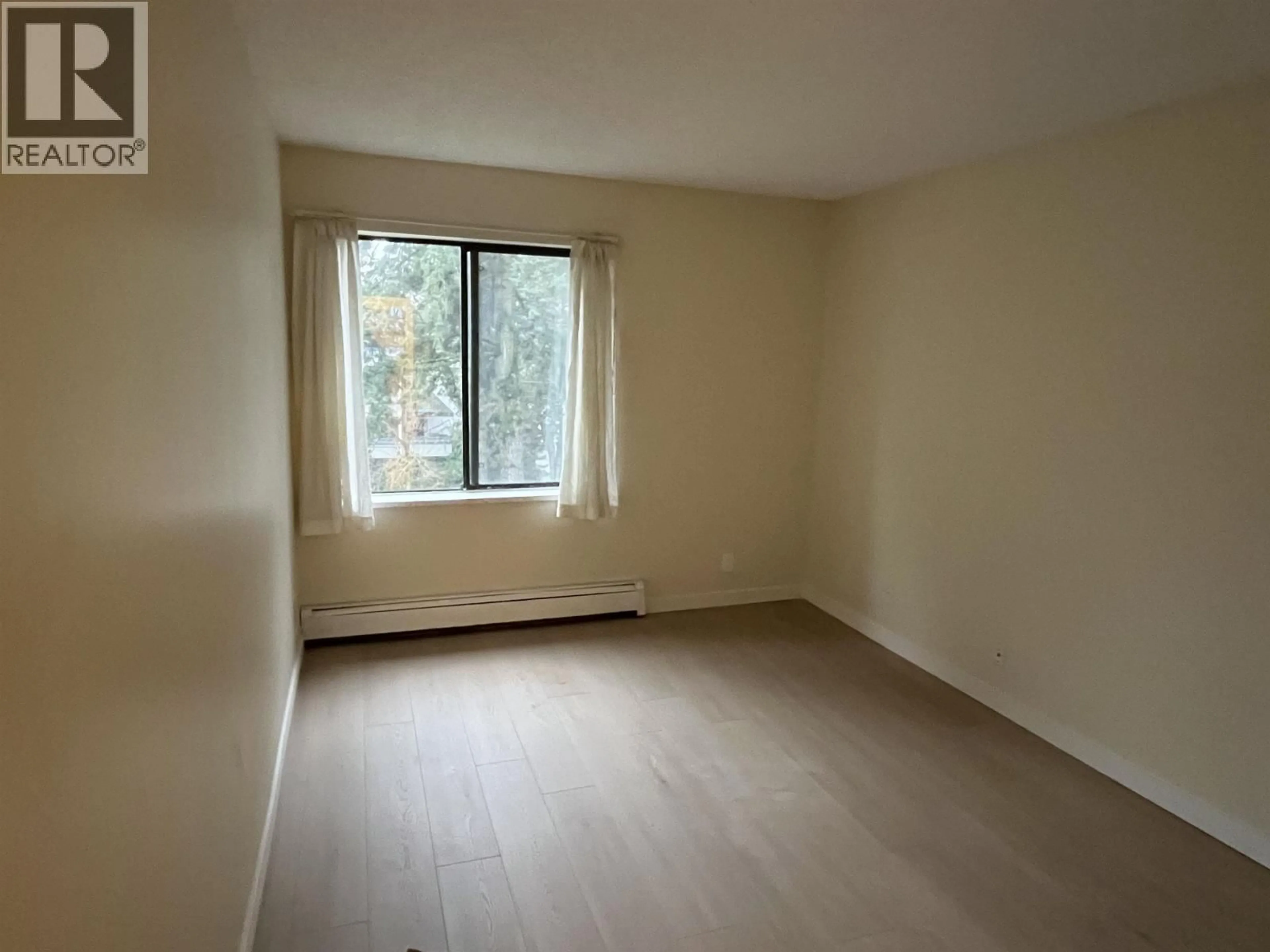 A pic of a room for 302 - 5500 COONEY ROAD, Richmond British Columbia V6X3E5