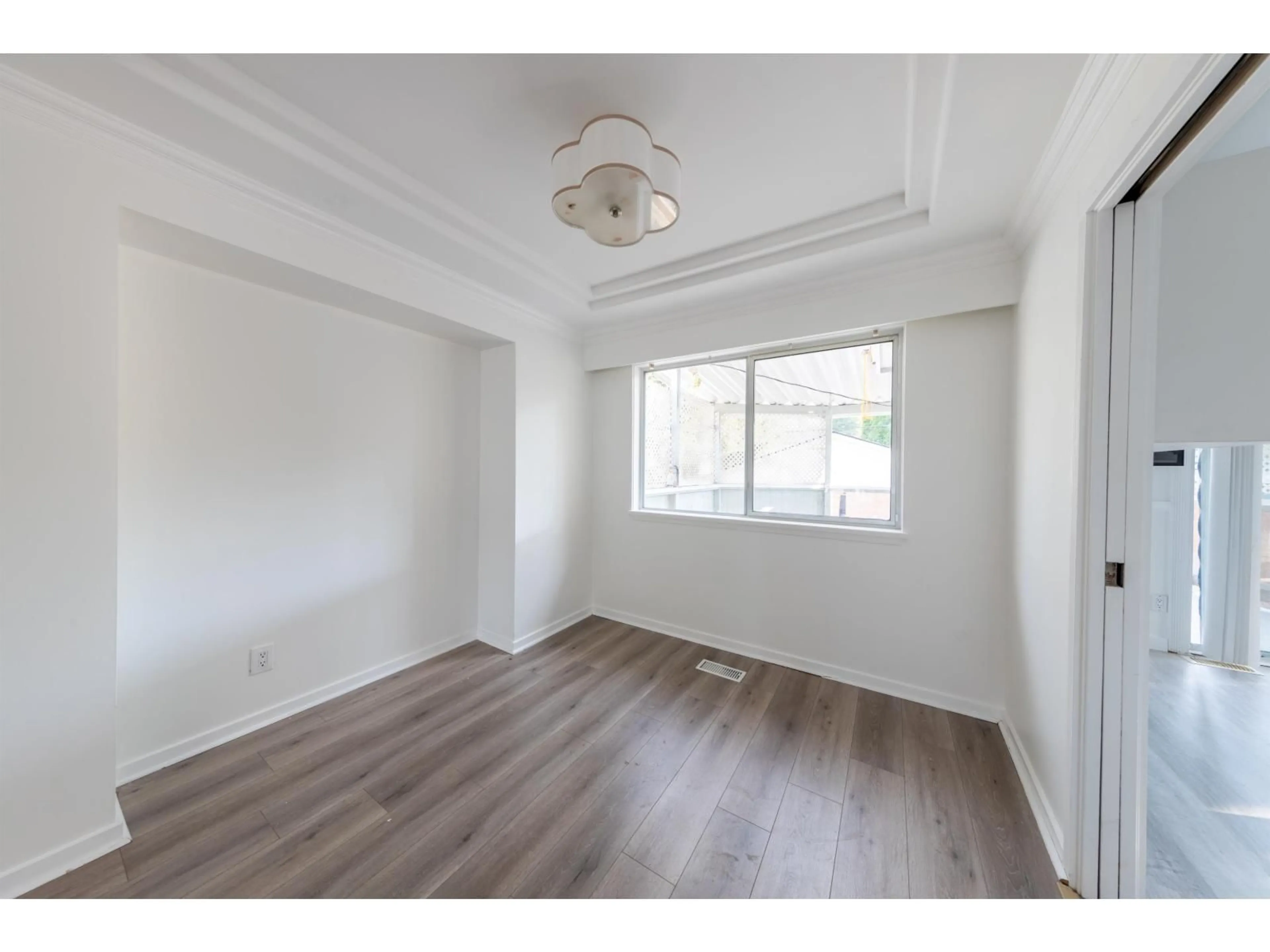 A pic of a room for 15032 SWALLOW DRIVE, Surrey British Columbia V3R4X2