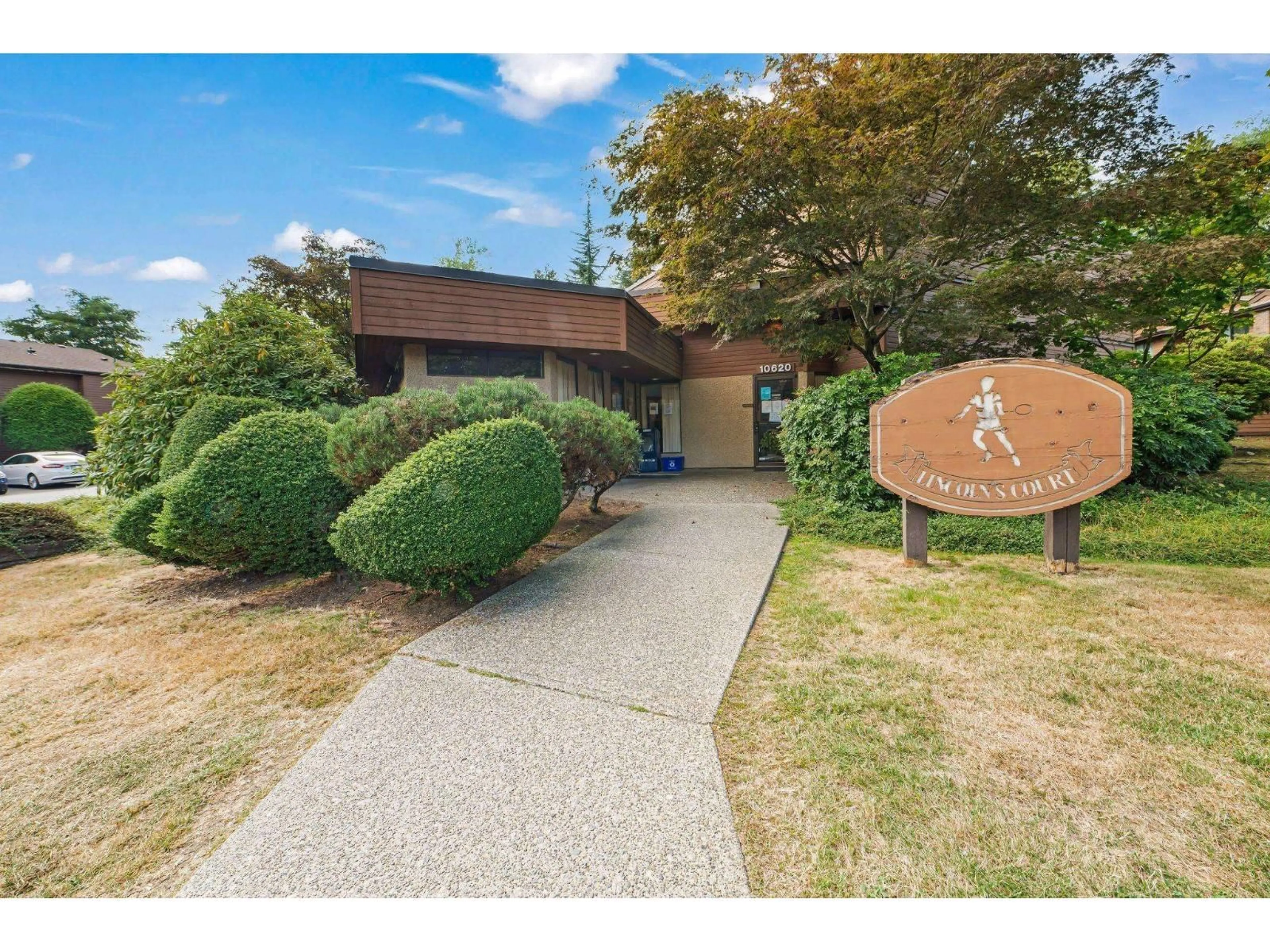 A pic from outside/outdoor area/front of a property/back of a property/a pic from drone, unknown for 2306 - 10620 150 STREET, Surrey British Columbia V3R7K3