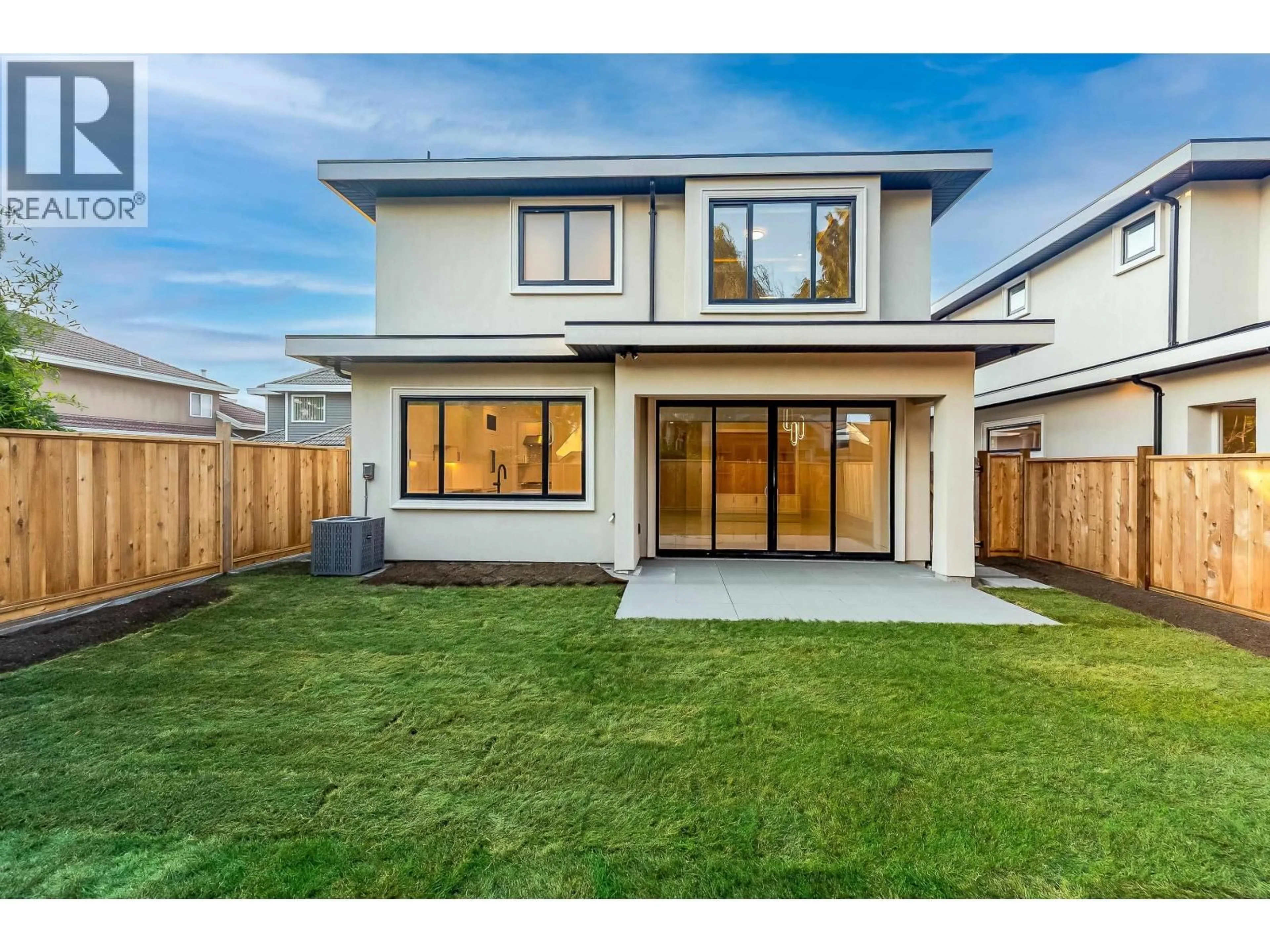 Home with vinyl exterior material, street for 4228 WILLIAMS ROAD, Richmond British Columbia V7E1J9