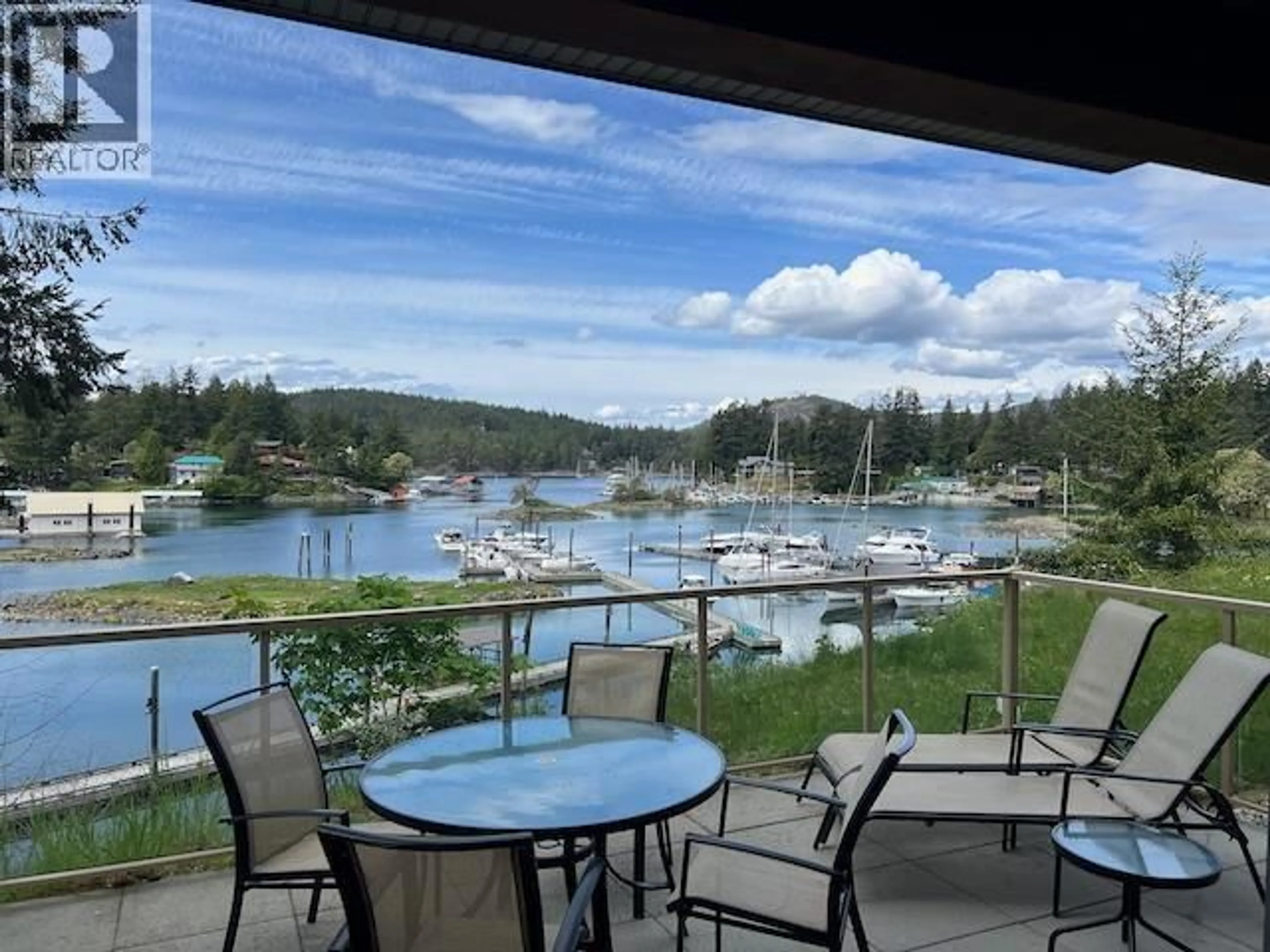 Patio, water/lake/river/ocean view for 12849 LAGOON ROAD, Madeira Park British Columbia V0N2H0