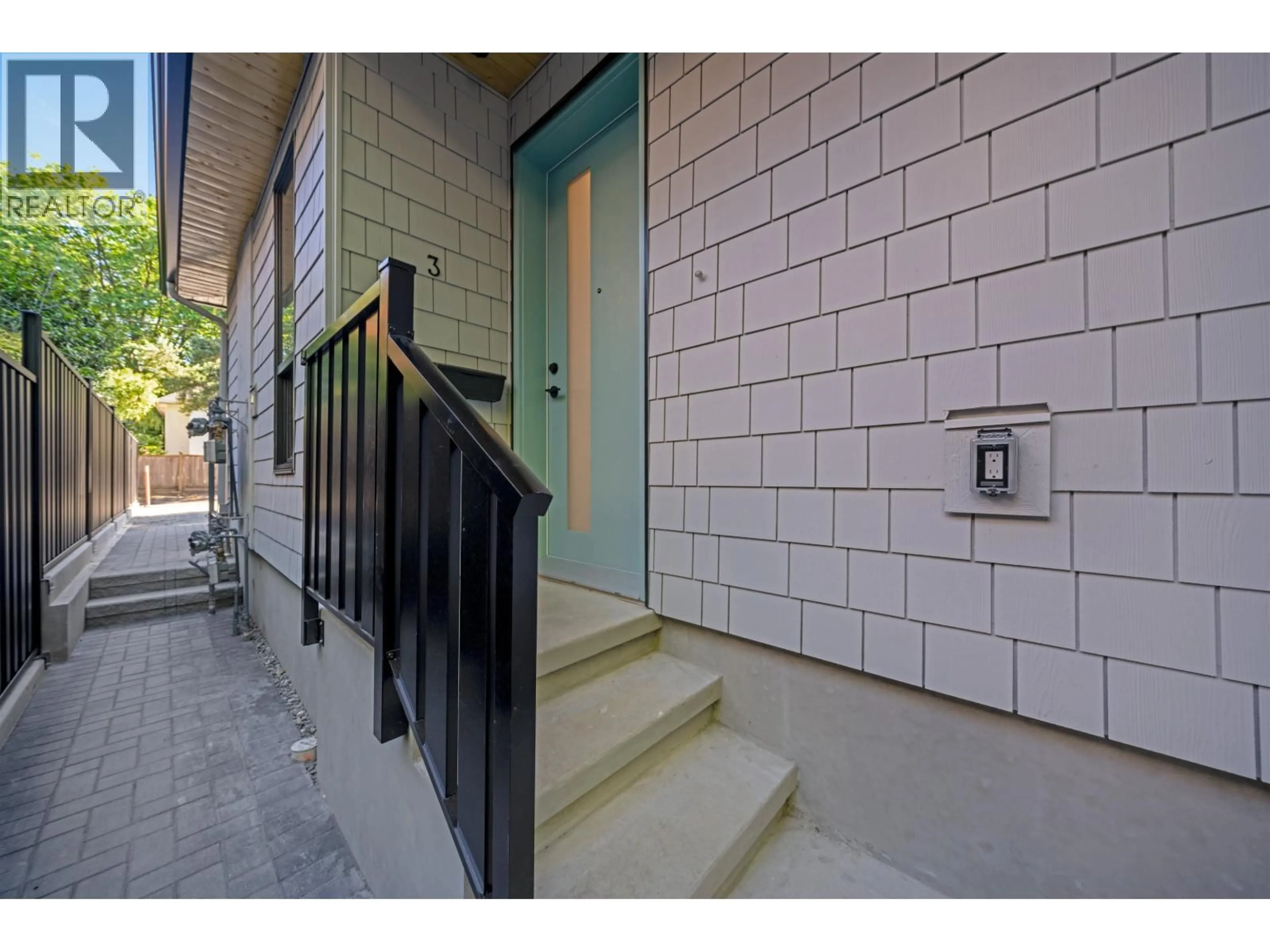 Unknown for 4 - 3836 8TH AVENUE, Vancouver British Columbia V6R1Z4