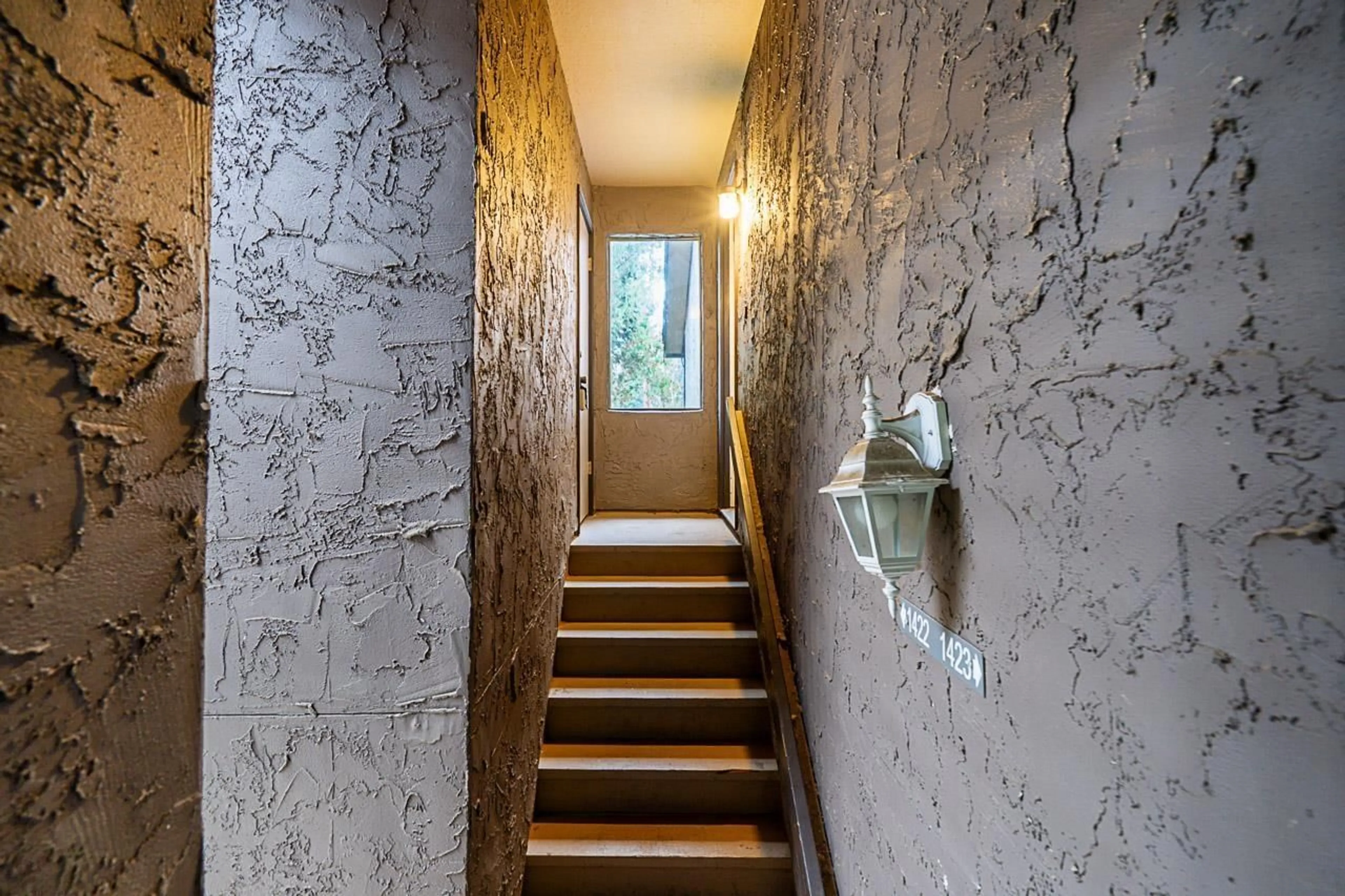 Unknown for 1422 34909 OLD YALE ROAD, Abbotsford British Columbia V3G2E7