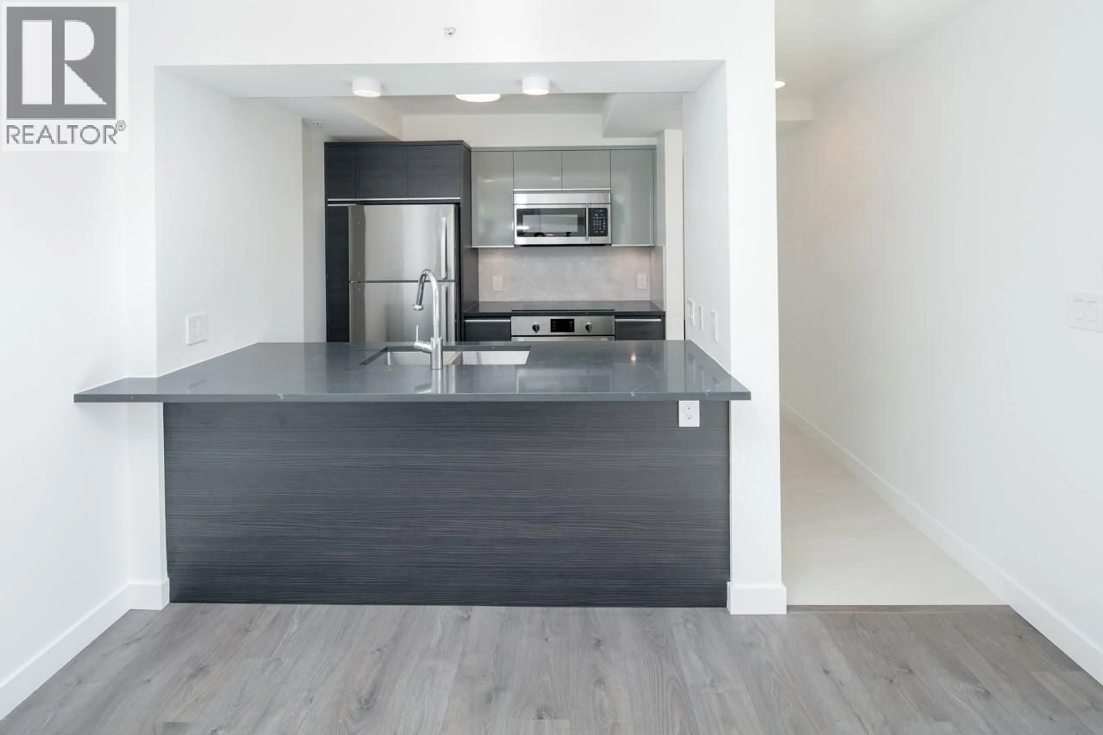 Standard kitchen, unknown for 1402 - 1200 ALBERNI STREET, Vancouver British Columbia V6E1A6