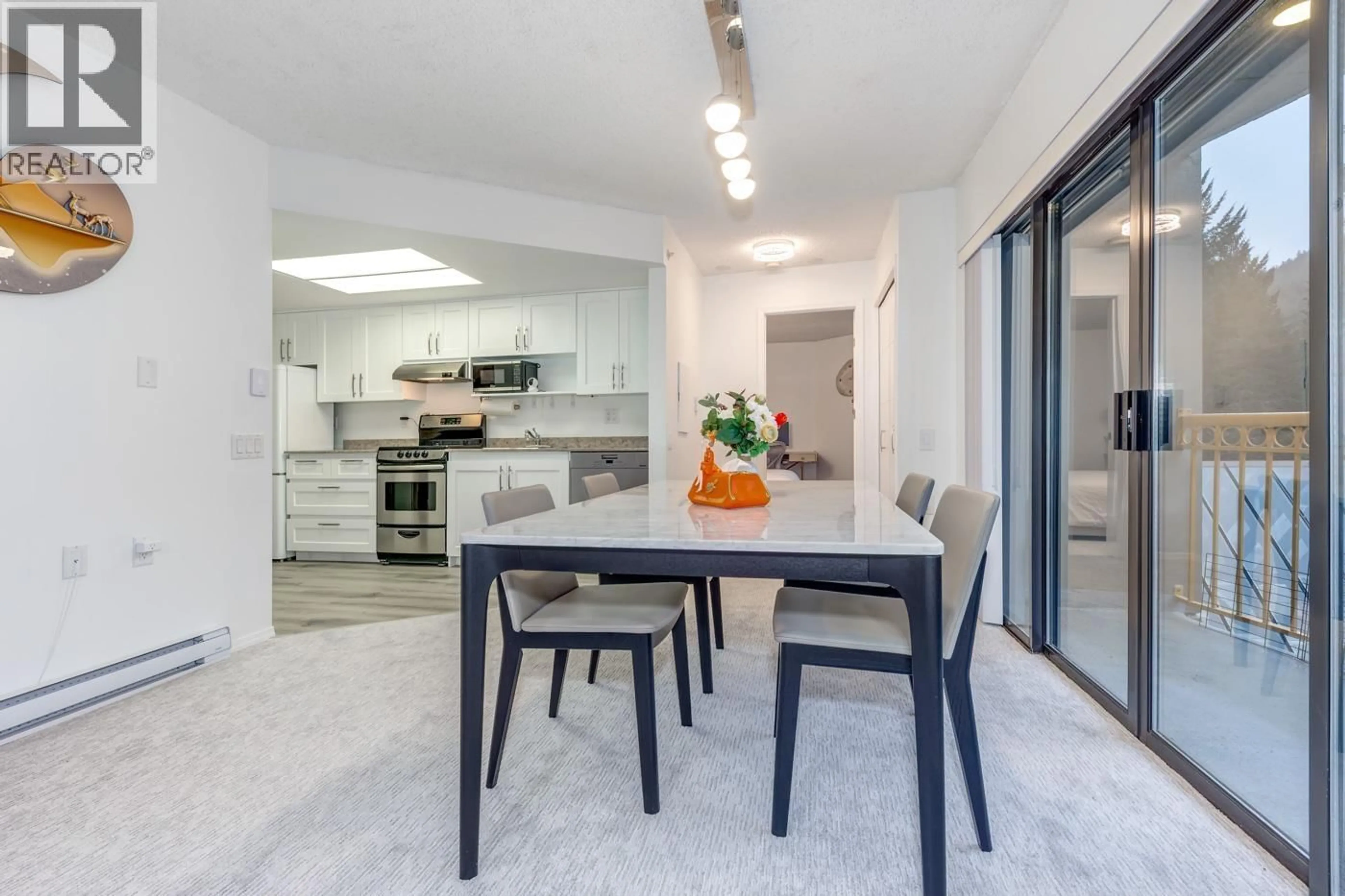 Dining room, unknown for 424 - 4809 SPEARHEAD DRIVE, Whistler British Columbia V0N1B4