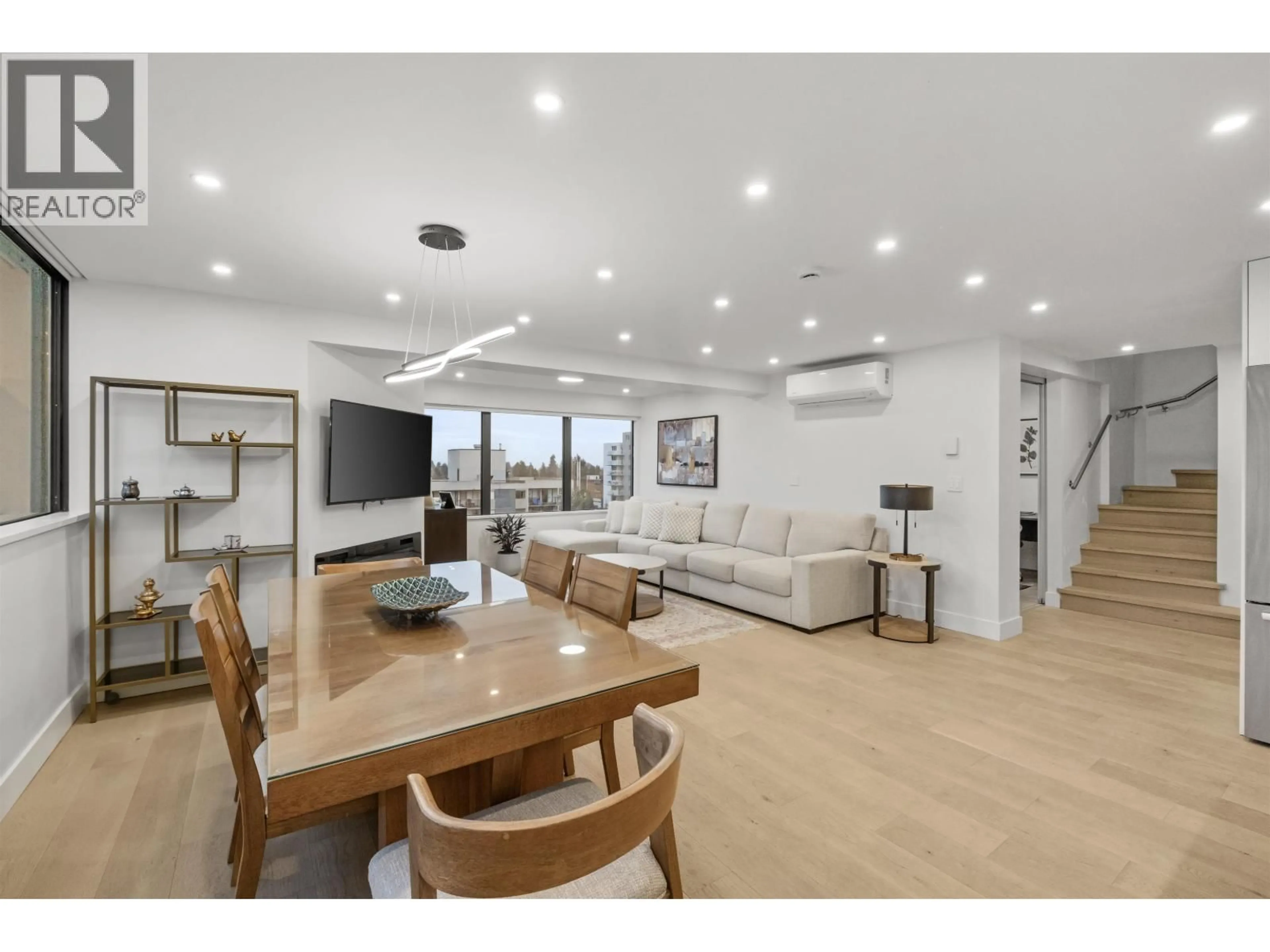 Unknown for 1207 - 1515 EASTERN AVENUE, North Vancouver British Columbia V7L4R2