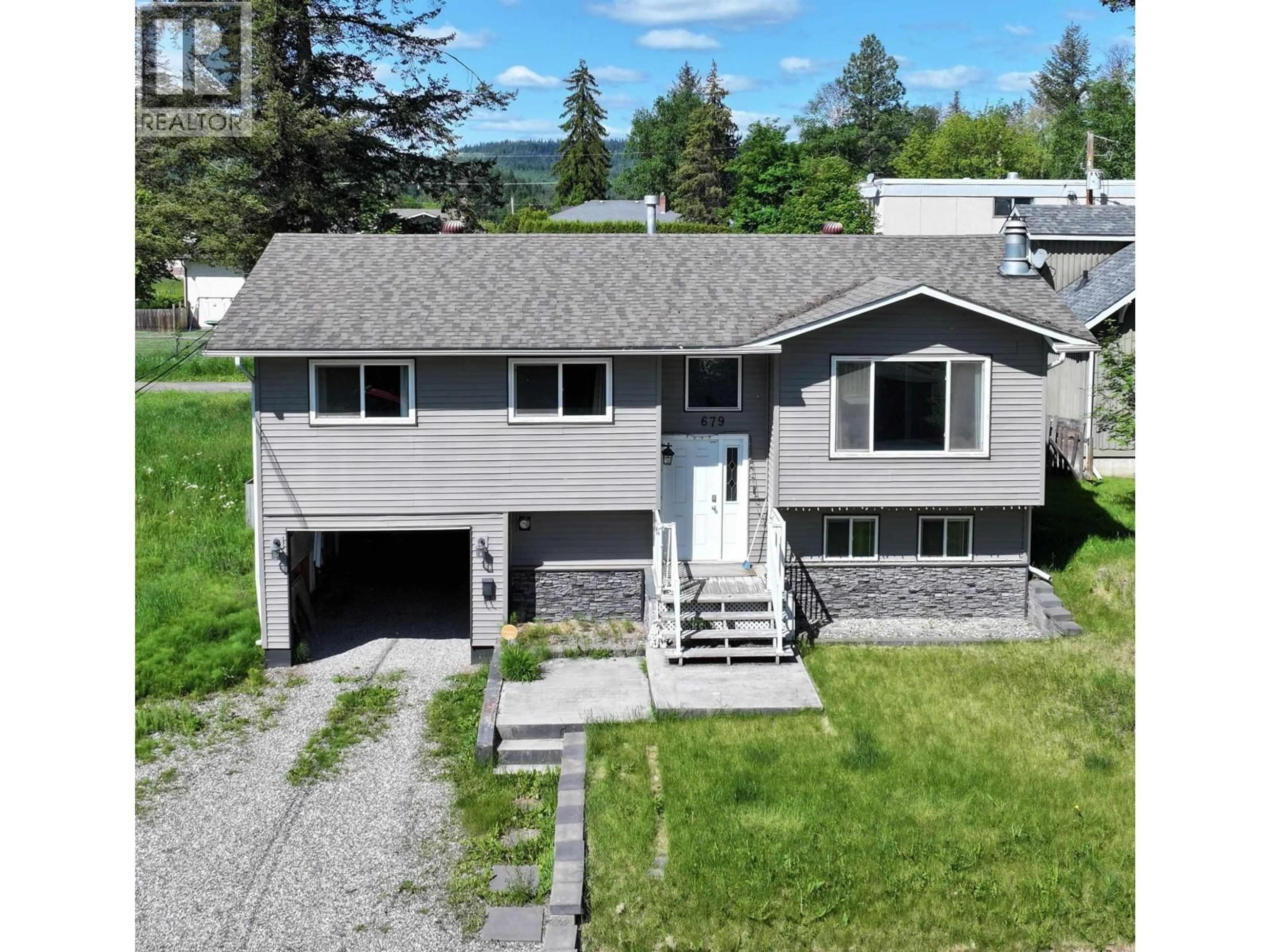 A pic from outside/outdoor area/front of a property/back of a property/a pic from drone, unknown for 679 JONES STREET, Quesnel British Columbia V2J2X3