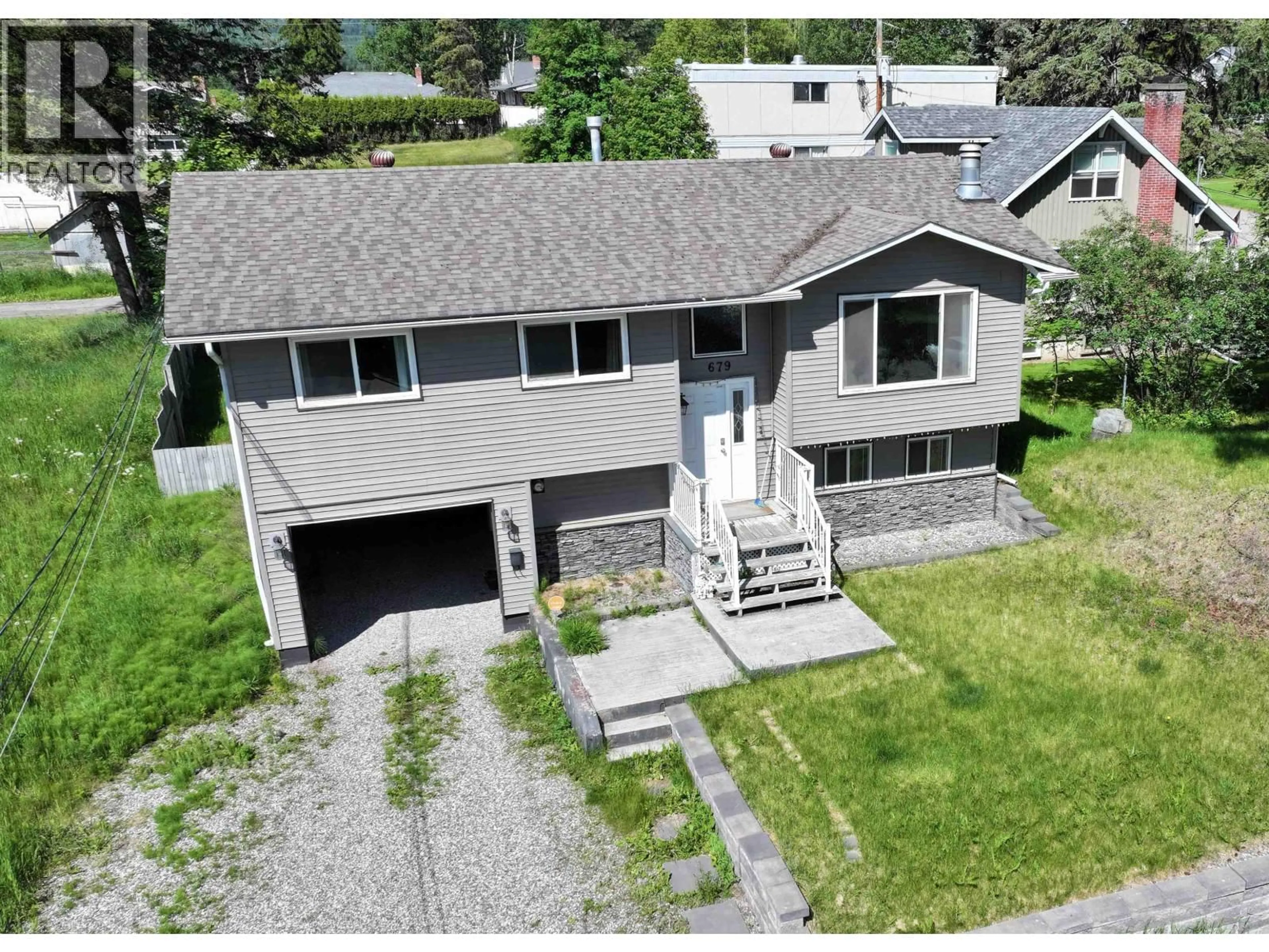 A pic from outside/outdoor area/front of a property/back of a property/a pic from drone, street for 679 JONES STREET, Quesnel British Columbia V2J2X3