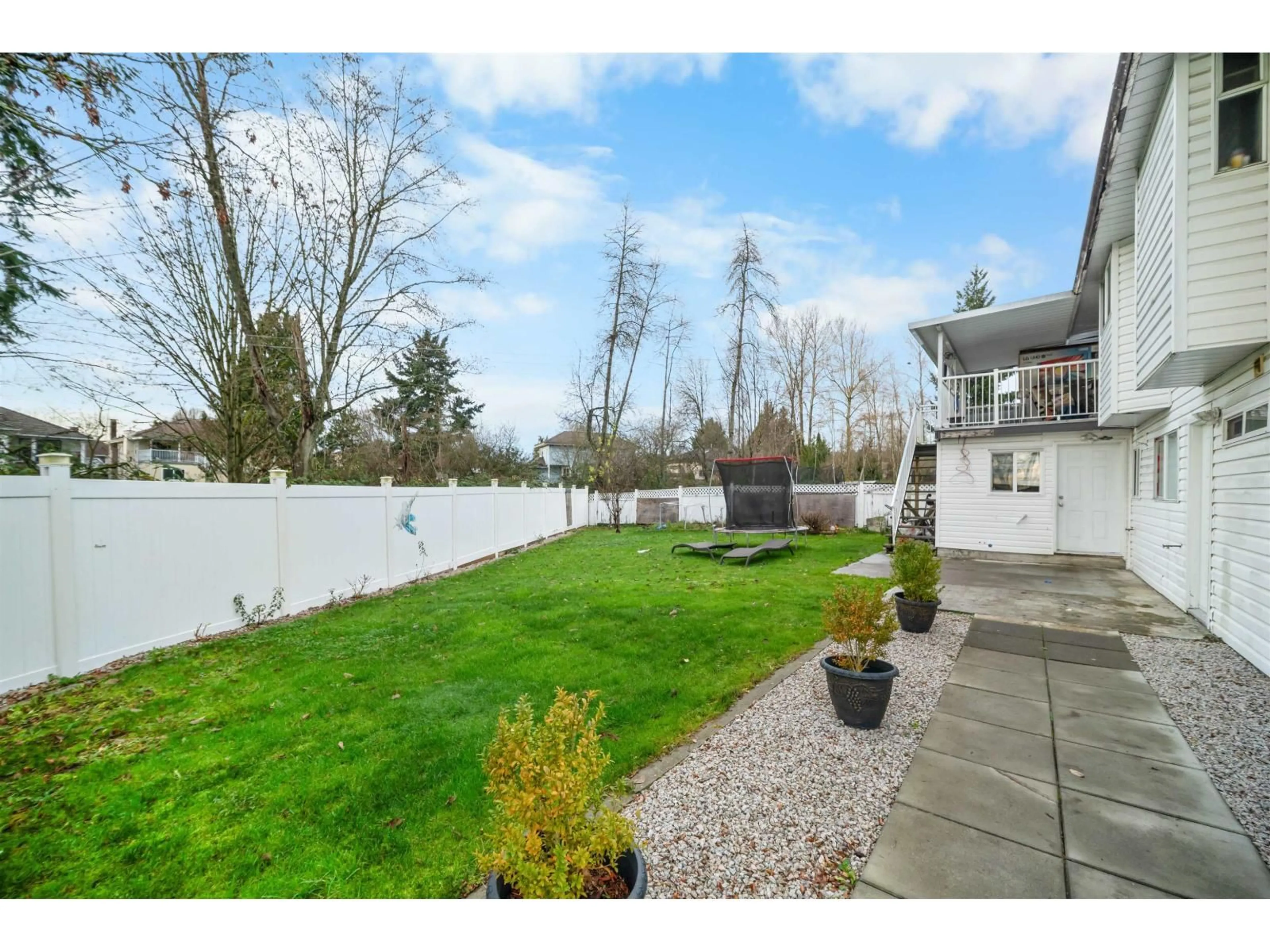 A pic from outside/outdoor area/front of a property/back of a property/a pic from drone, street for 8873 143A STREET, Surrey British Columbia V3V7P7