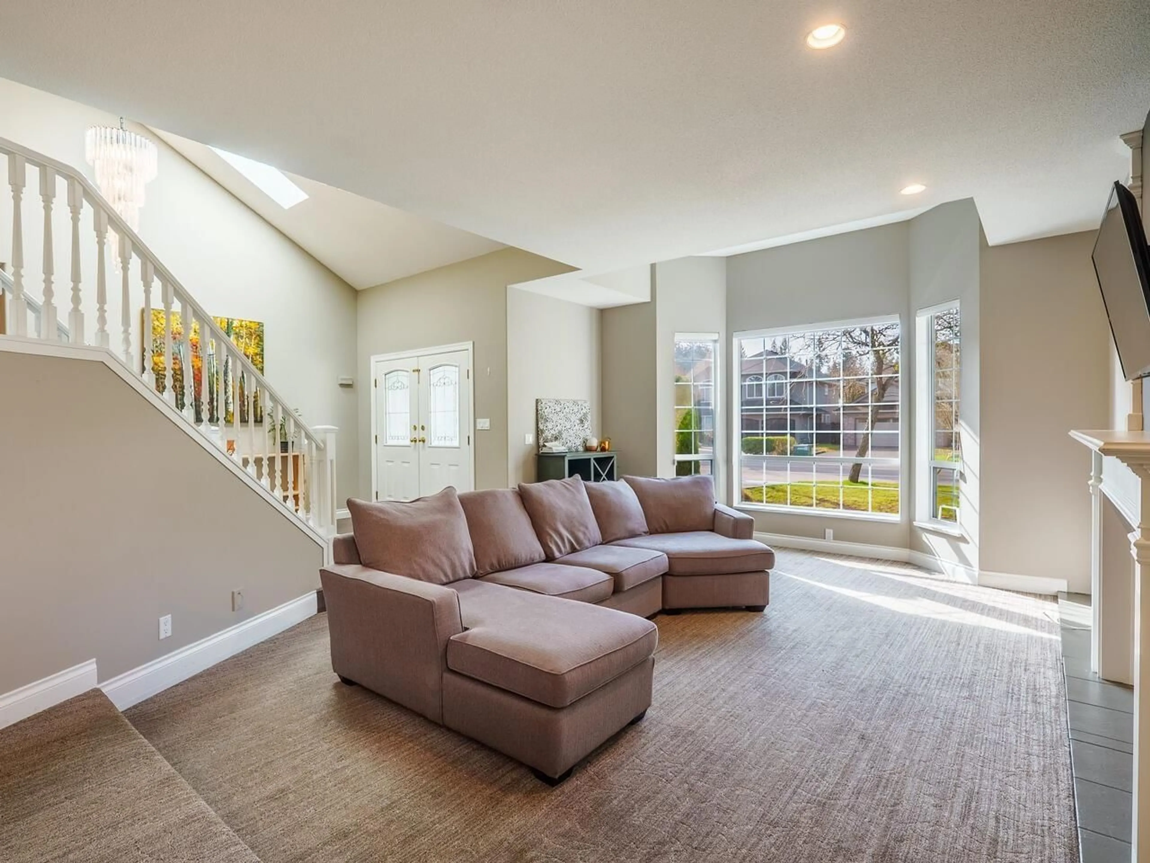 Living room with furniture, unknown for 20977 44 AVENUE, Langley British Columbia V3A5A9