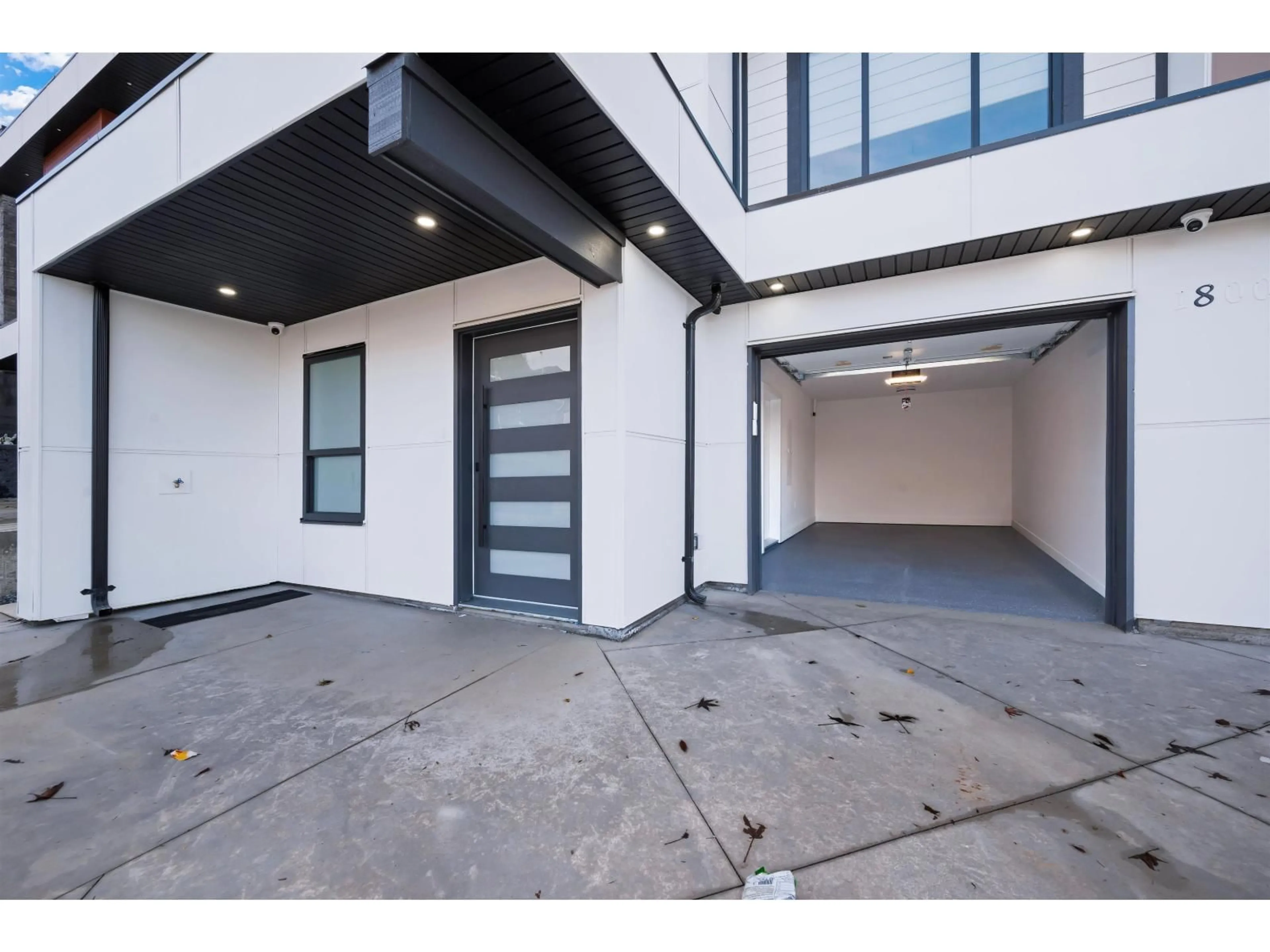 Unknown for 101 - 18002 63B AVENUE, Surrey British Columbia V3S4G1