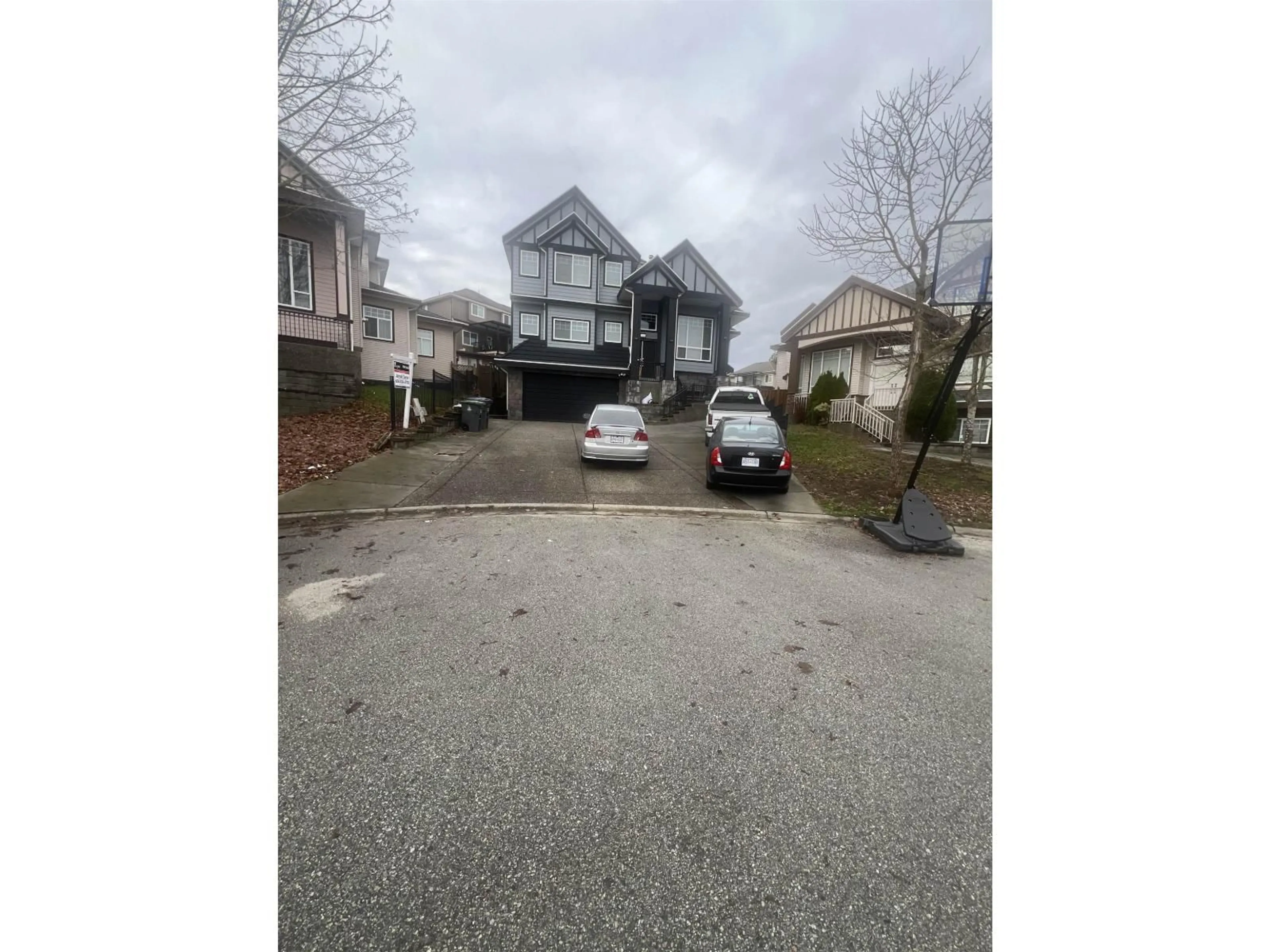 Blurry image for 7171 151 STREET, Surrey British Columbia V3S7Y8