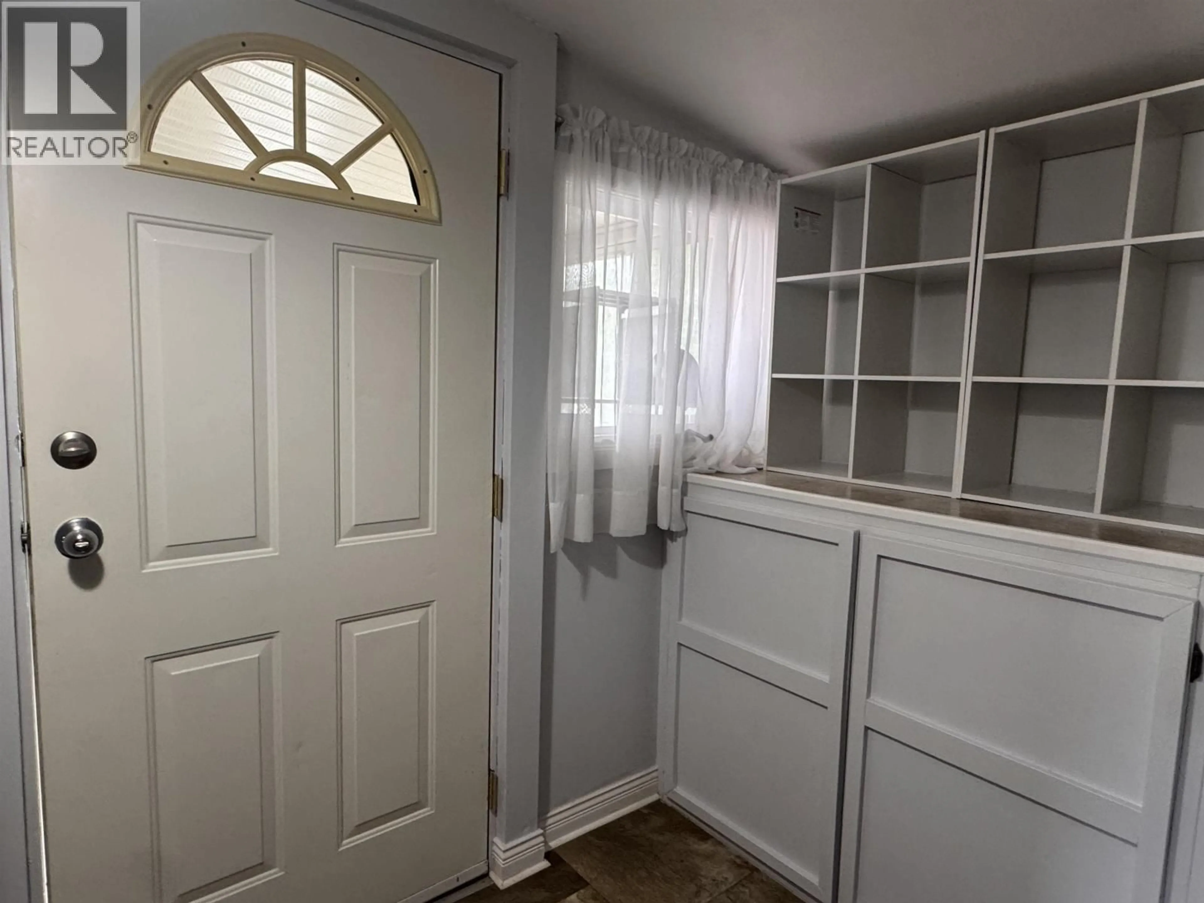 Indoor entryway for 1 - 3889 MULLER AVENUE, Terrace British Columbia V8G4L2