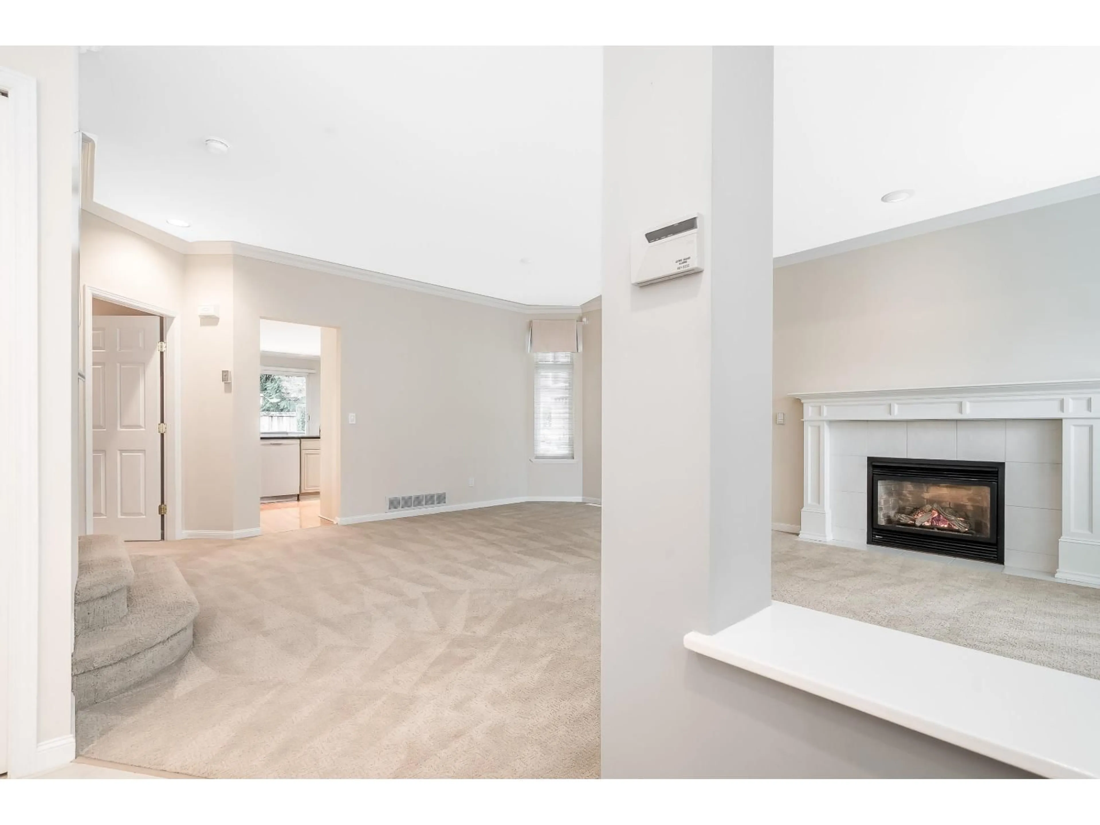 Unknown for 28 - 15151 26 AVENUE, Surrey British Columbia V4P2Z8