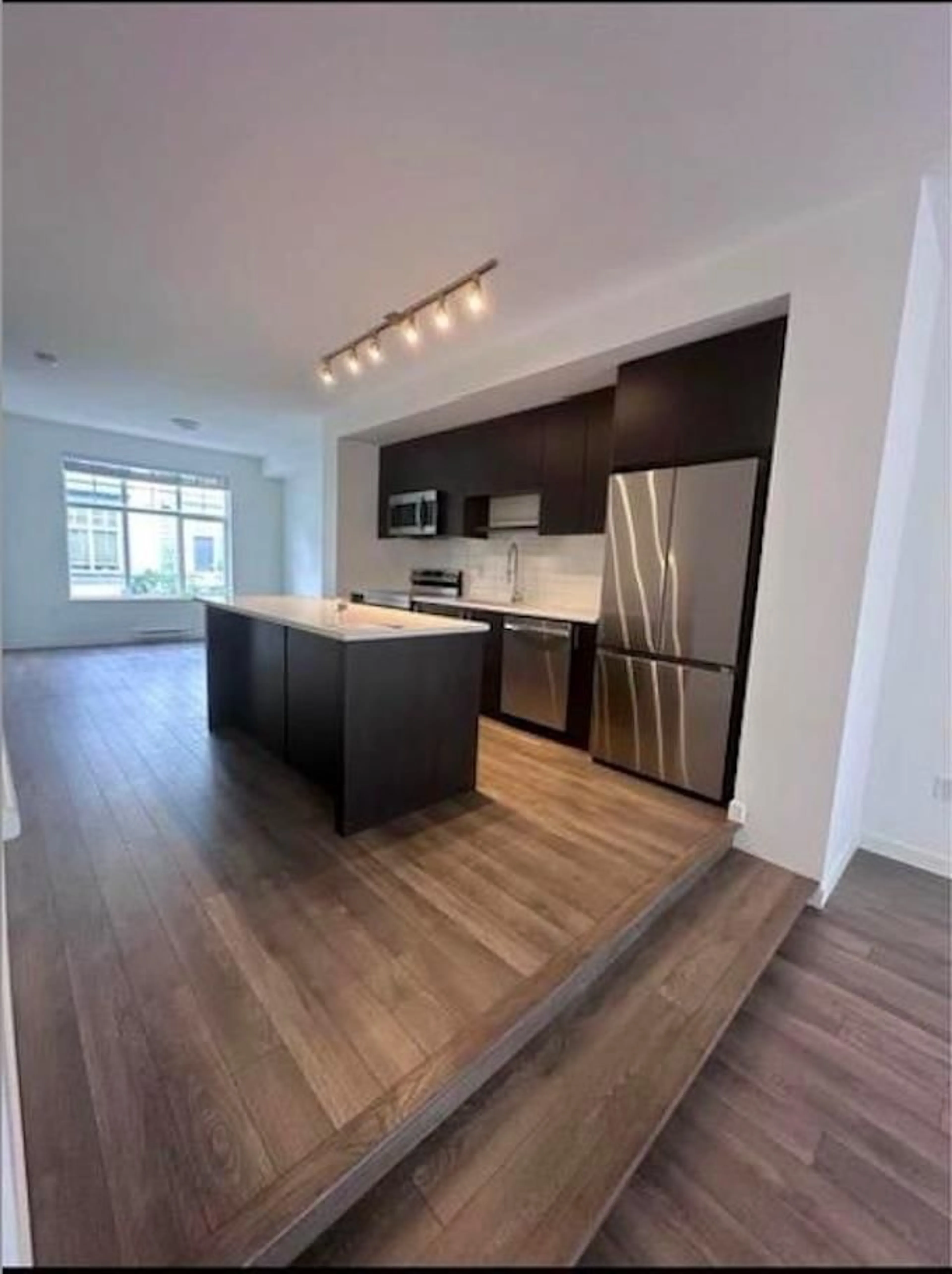 Open concept kitchen, unknown for 95 - 15778 85 AVENUE, Surrey British Columbia V4N6W8
