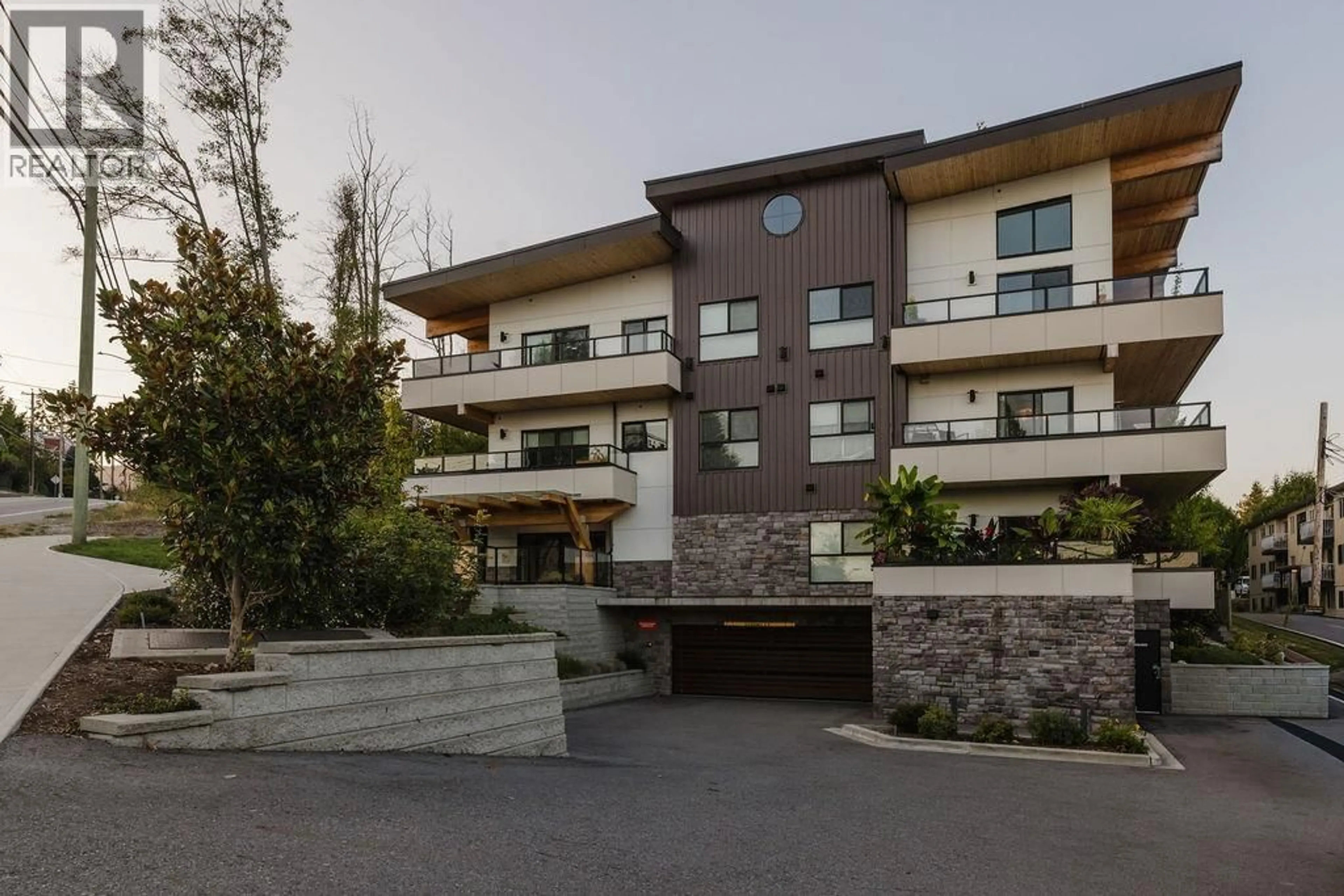 Patio, unknown for 102 - 710 SCHOOL ROAD, Gibsons British Columbia V0N1V9