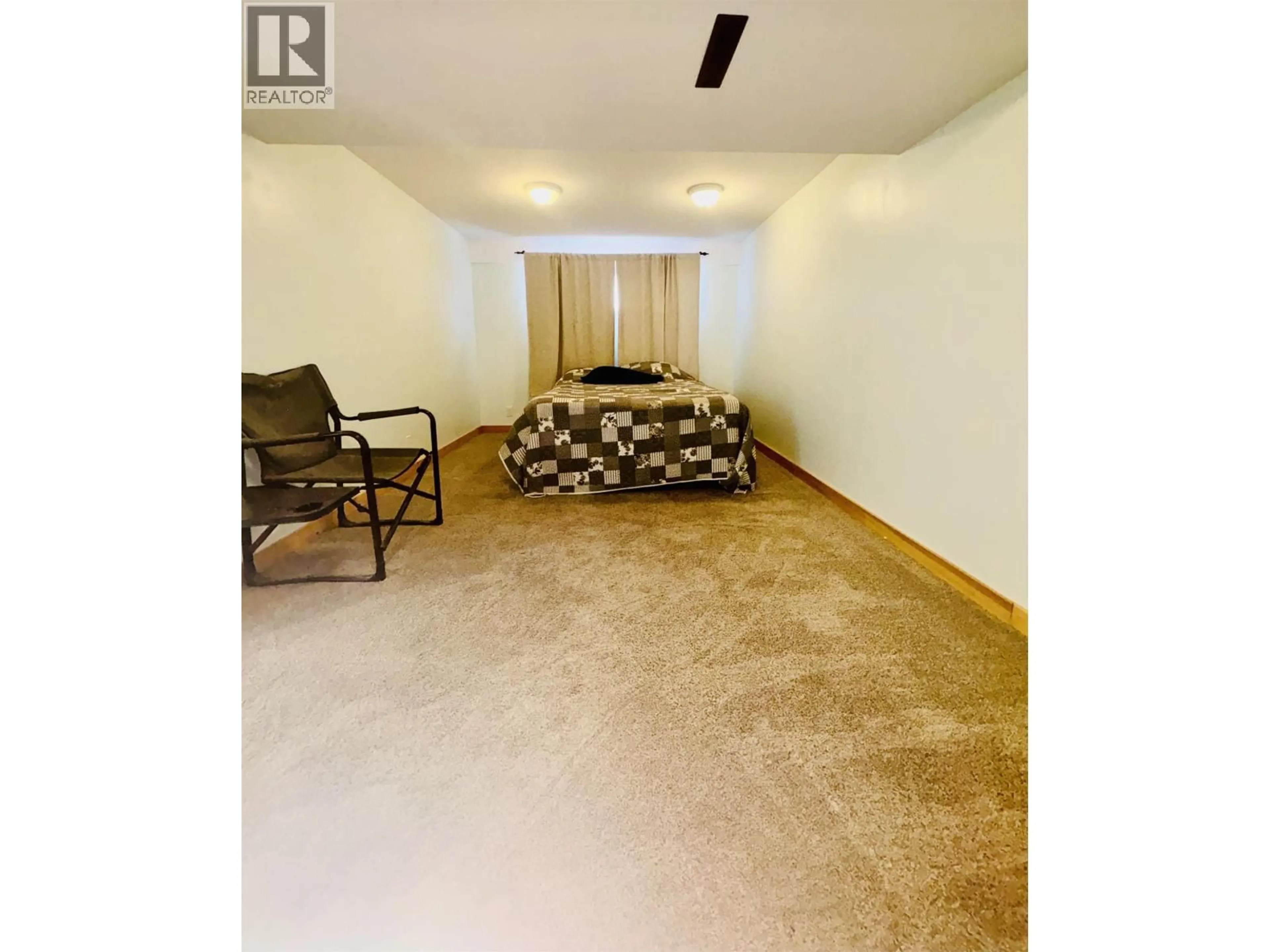 A pic of a room for 13 WREN STREET, Kitimat British Columbia V8C1L2