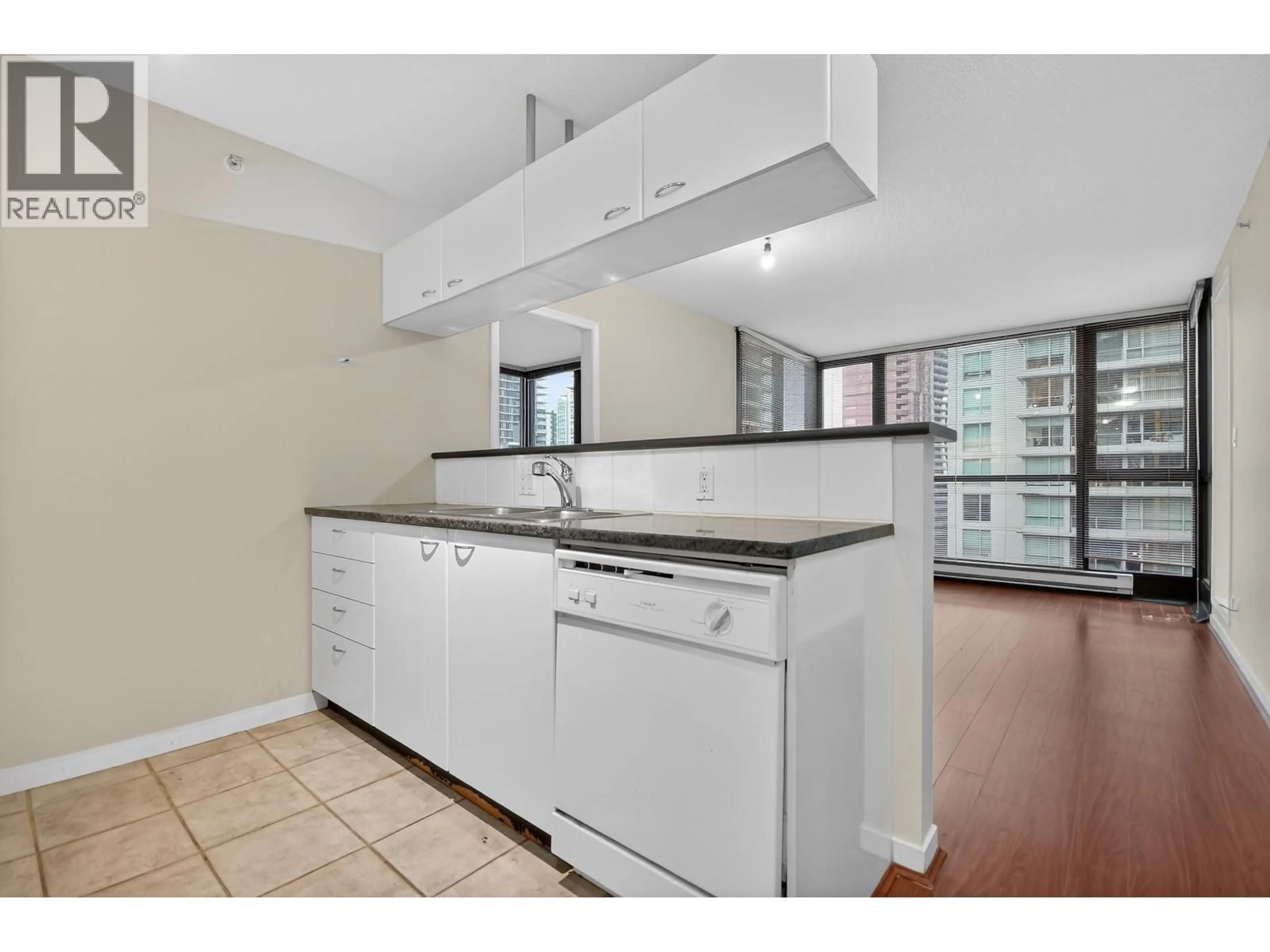 Standard kitchen, unknown for 801 - 1367 ALBERNI STREET, Vancouver British Columbia V6E4R9
