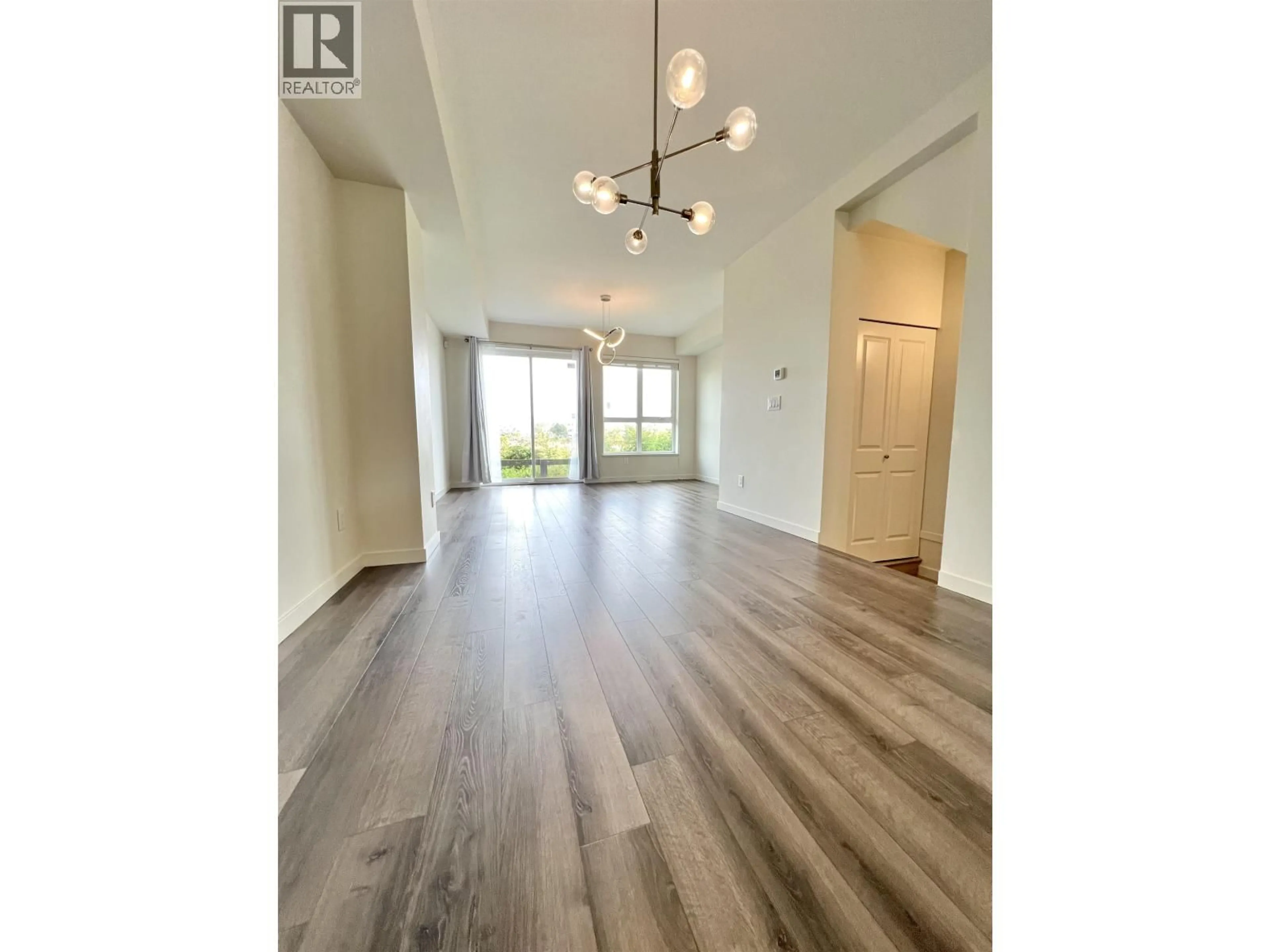 Indoor entryway for 49 - 10311 RIVER DRIVE, Richmond British Columbia V6X0T2