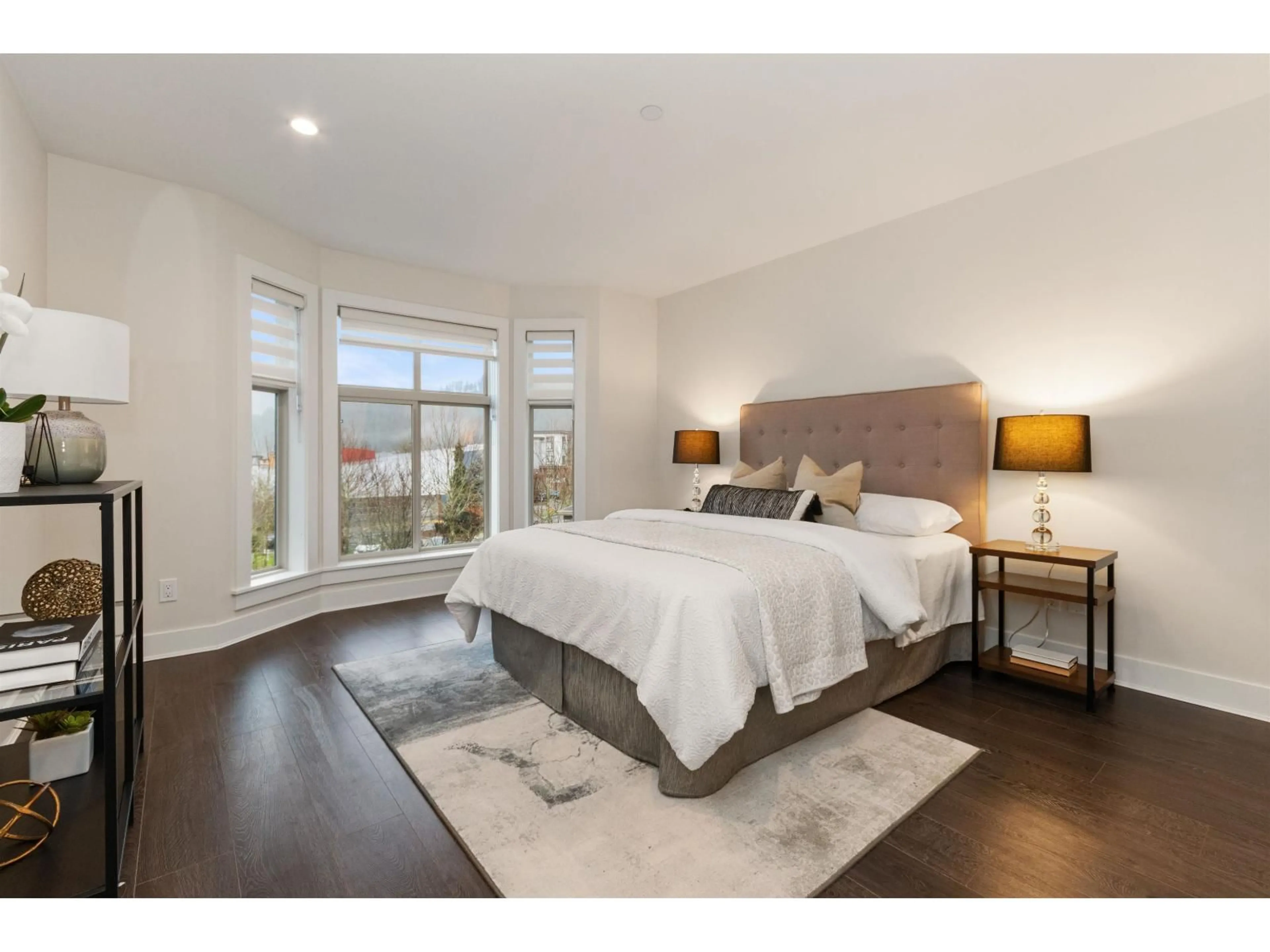 Bedroom with bed, wood/laminate floor for 5734 MITCHELL STREET, Chilliwack British Columbia V2R0P2