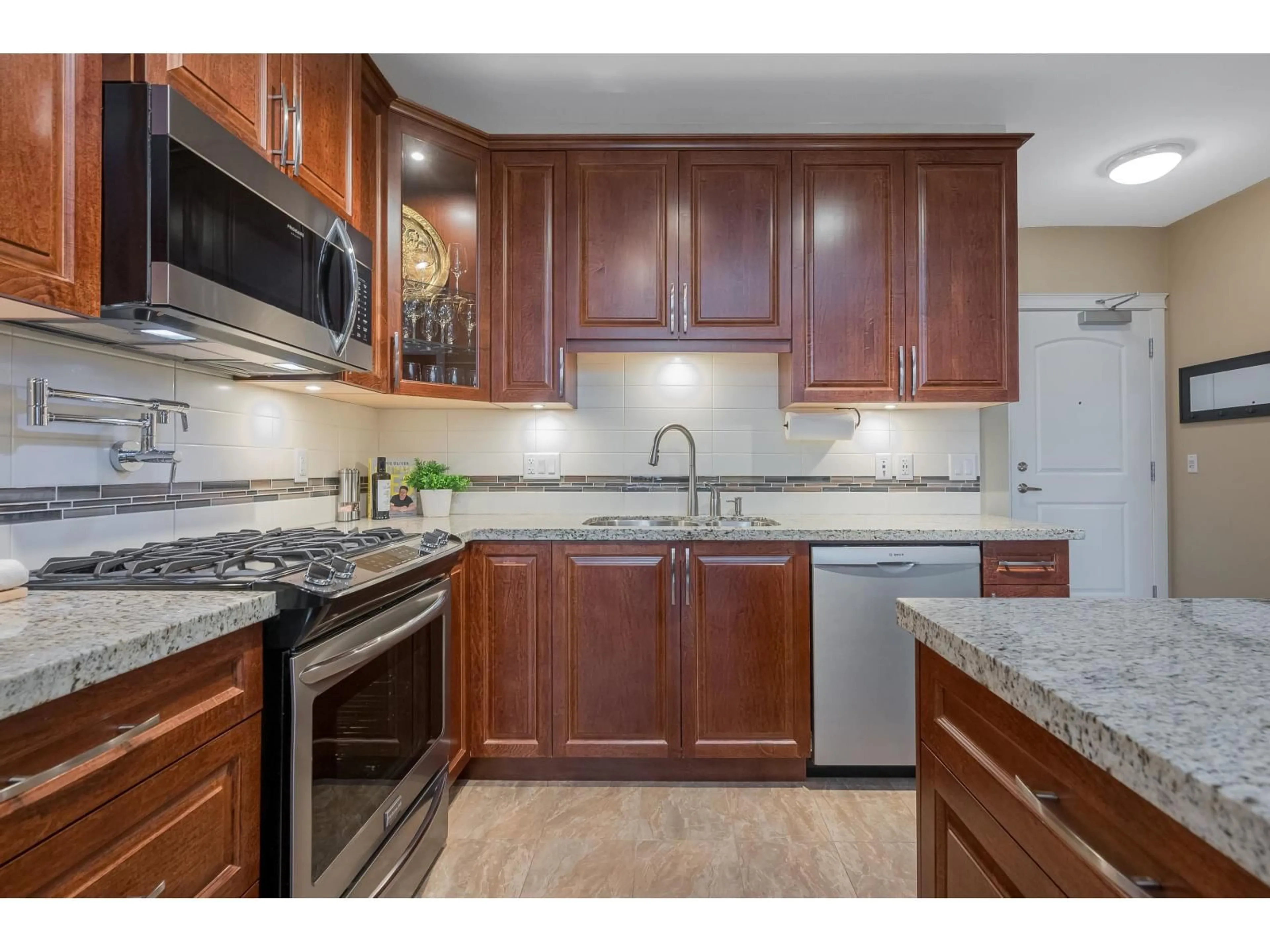 Standard kitchen, unknown for A503 8218  207A STREET, Langley British Columbia V2Y0X9