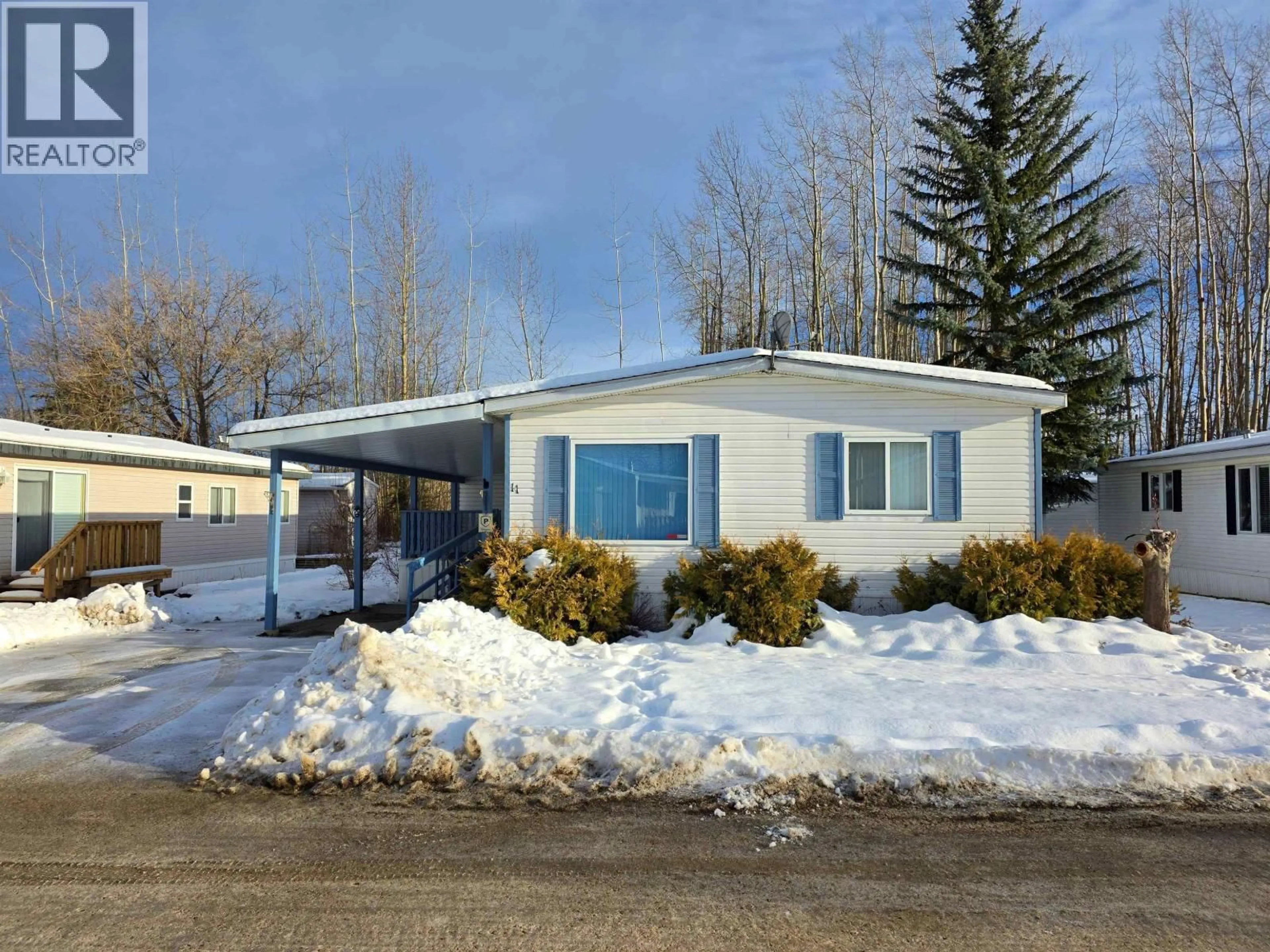 Home with vinyl exterior material, street for 11 - 2121 BALSAM AVENUE, Quesnel British Columbia V2J5J3