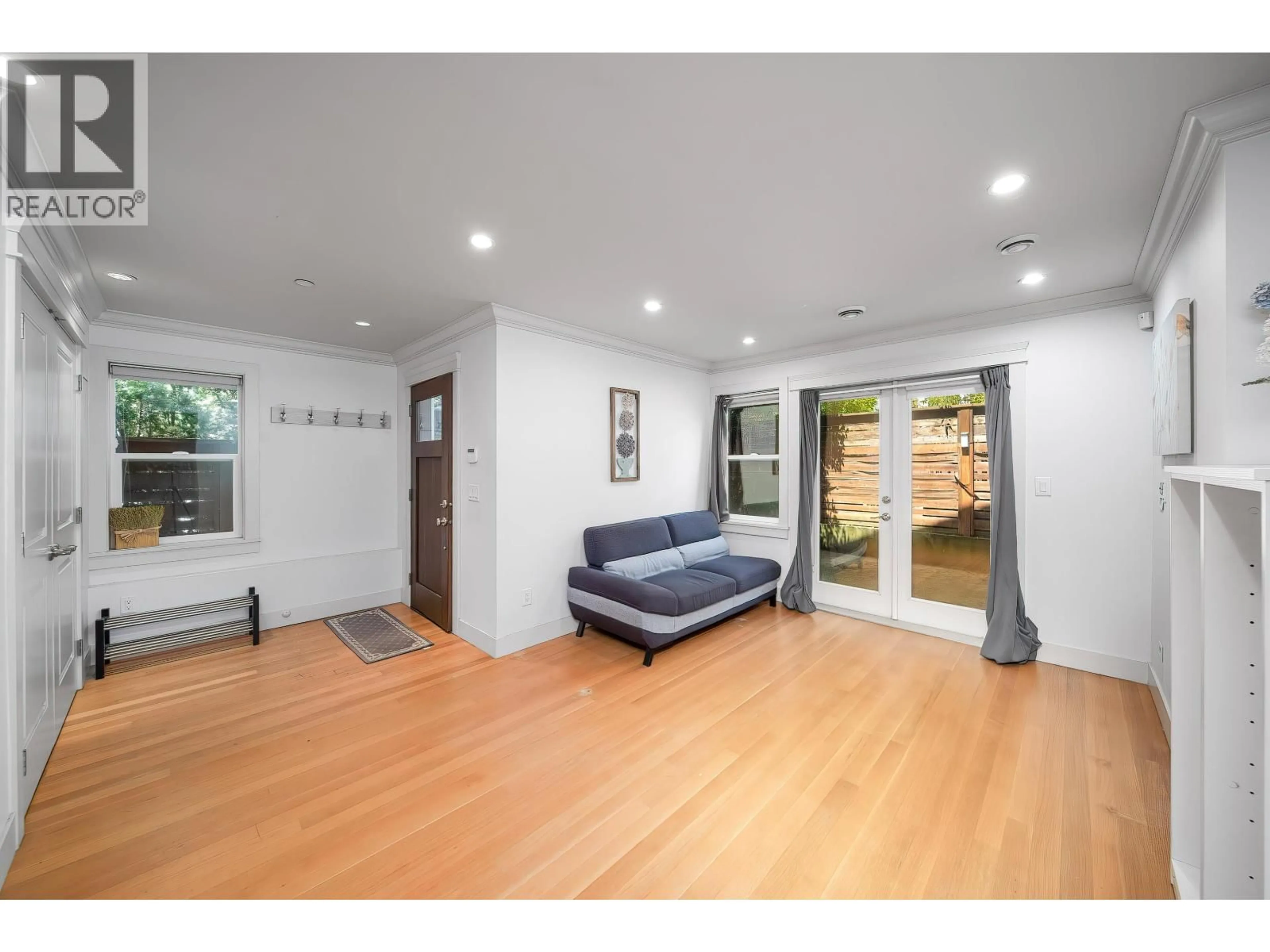 Unknown for 2388 MACDONALD STREET, Vancouver British Columbia V6K3Y8