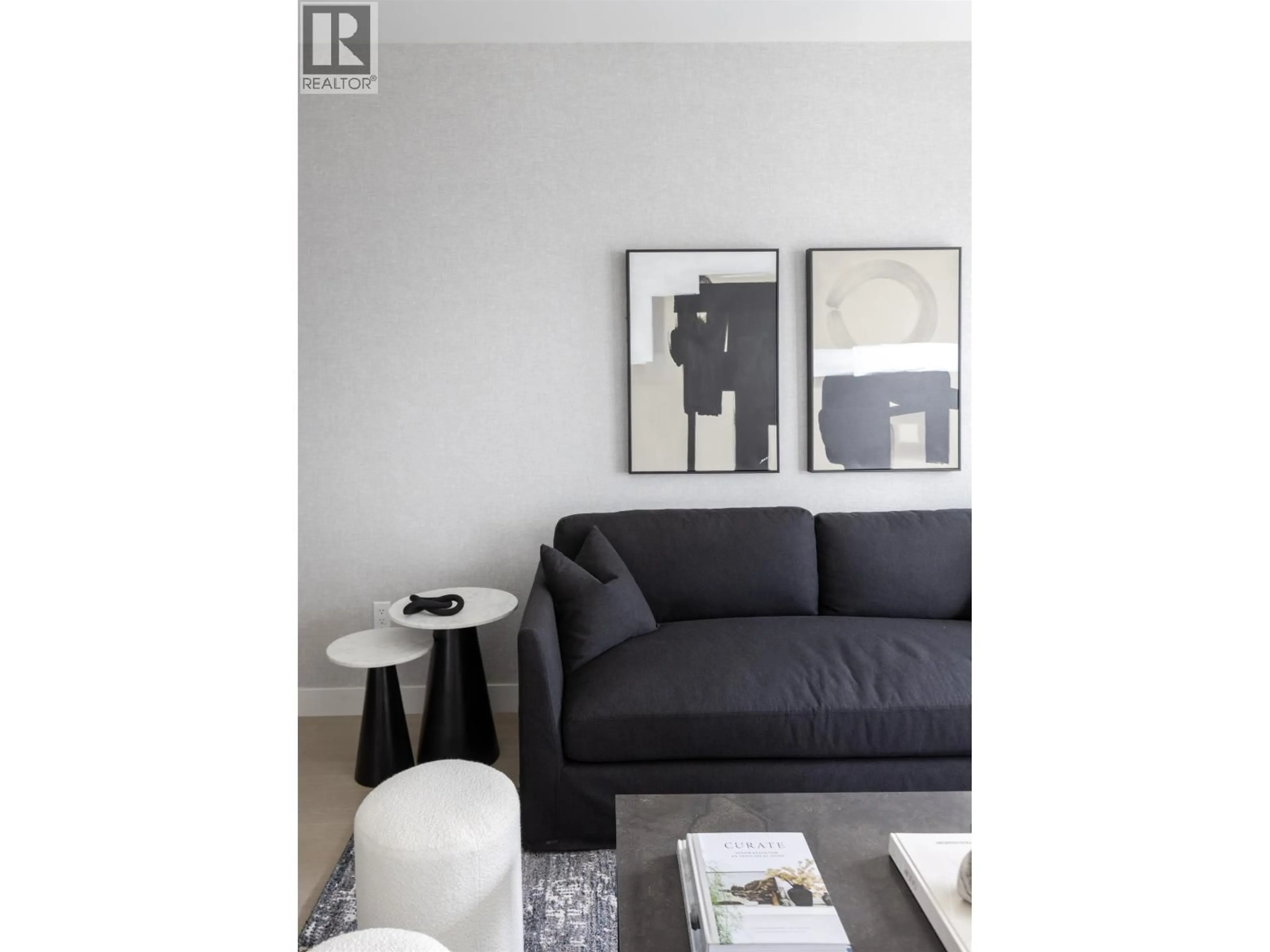 Living room with furniture, unknown for 665 - 422 3RD STREET, North Vancouver British Columbia V7L1G2