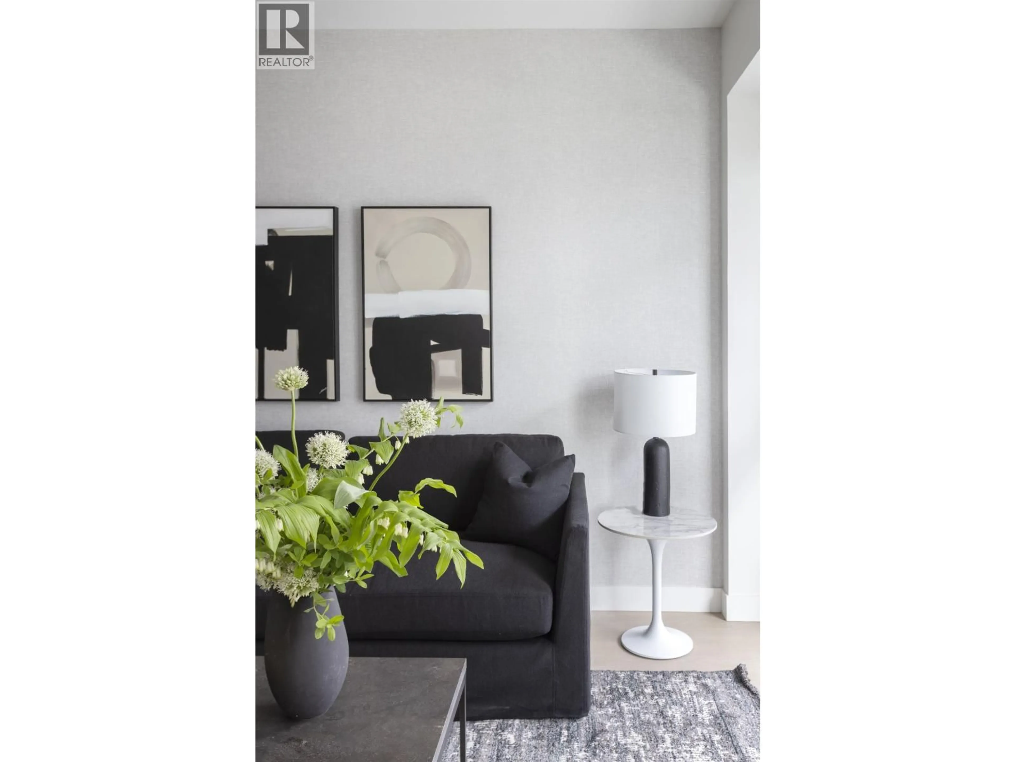 Living room with furniture, unknown for 665 - 422 3RD STREET, North Vancouver British Columbia V7L1G2