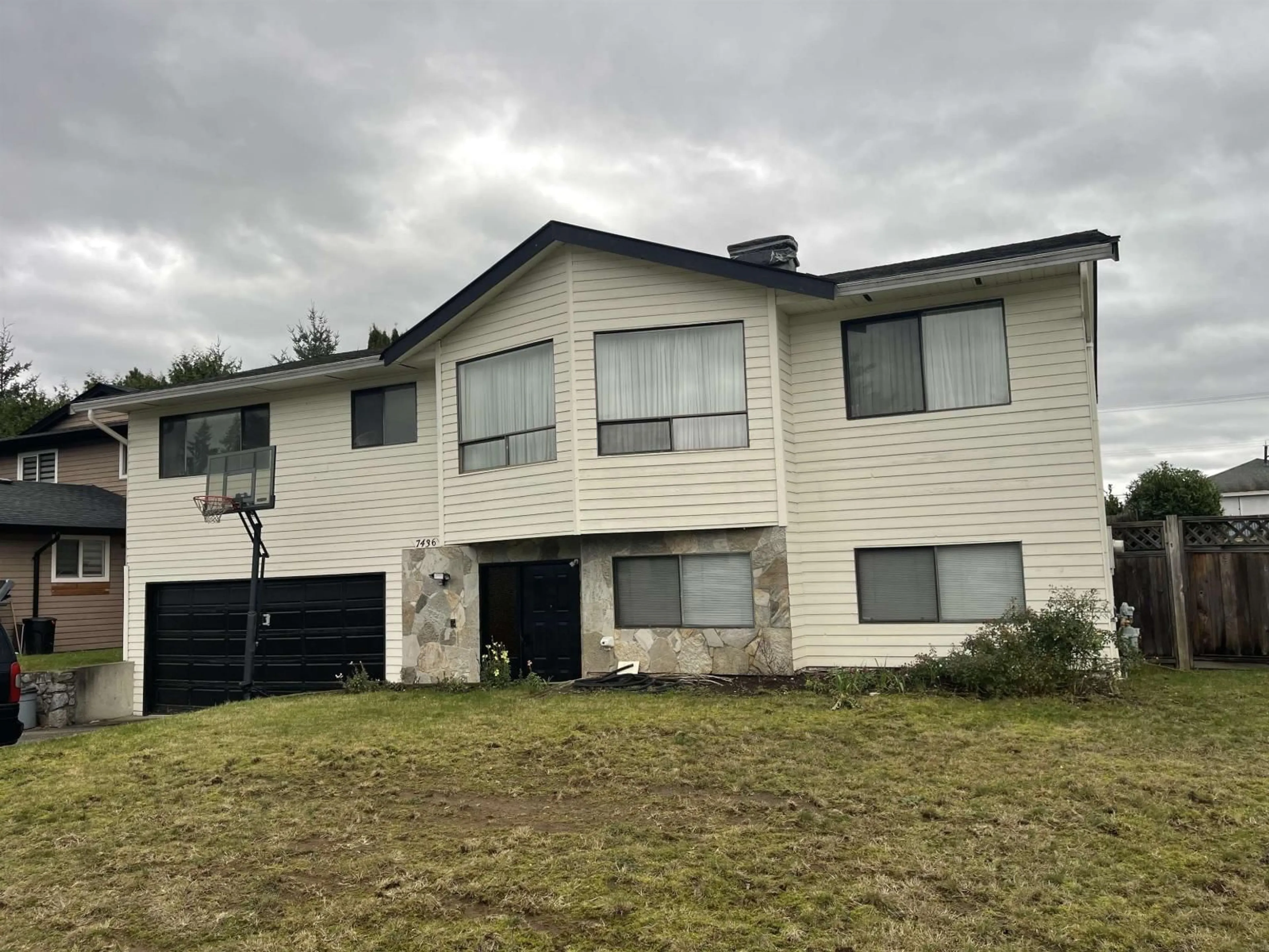 Home with vinyl exterior material, building for 7436 119A STREET, Delta British Columbia V4C7W6