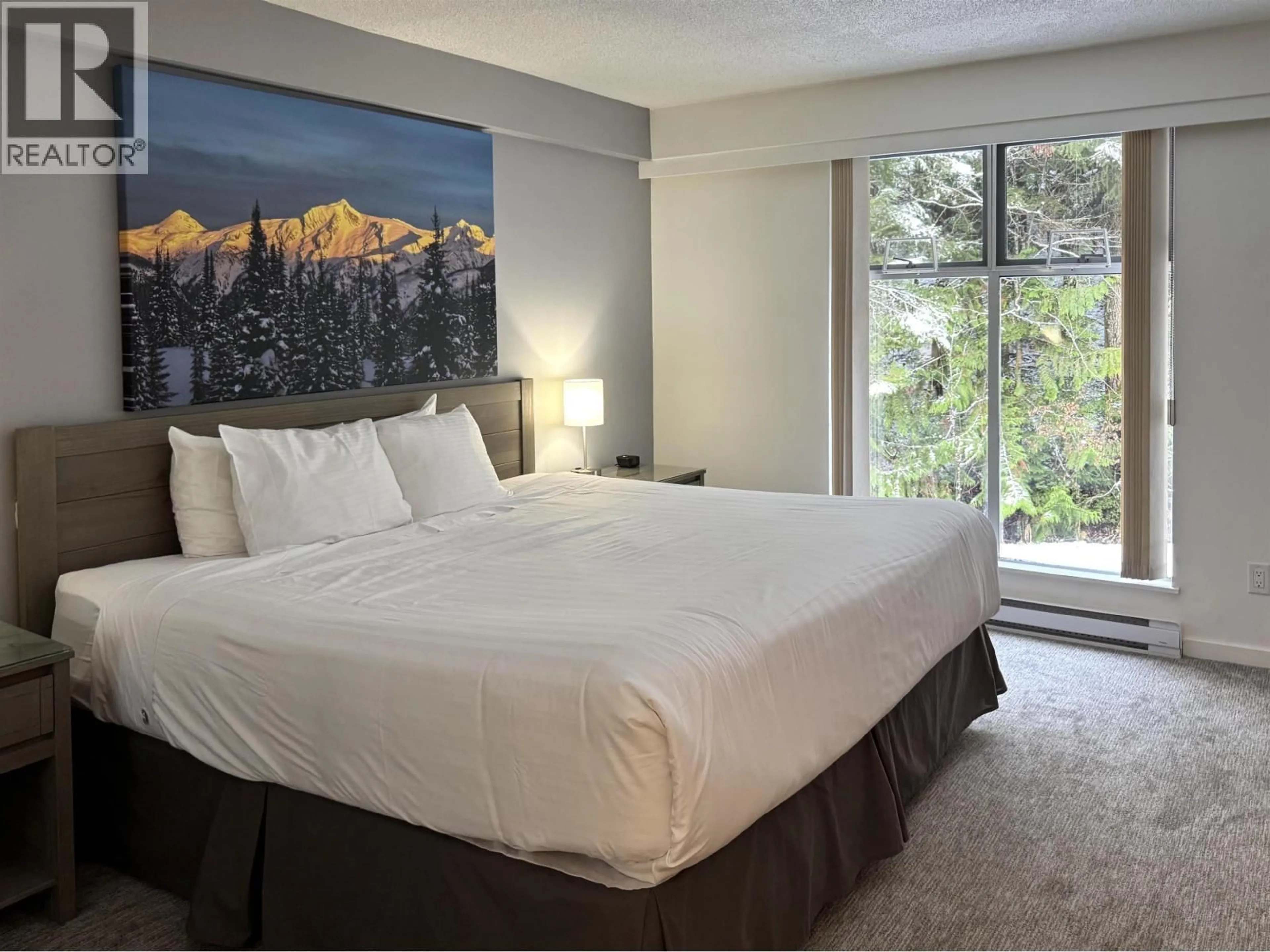 Bedroom with bed, carpet floor for 420 w49 - 4910 SPEARHEAD PLACE, Whistler British Columbia V8E1G1