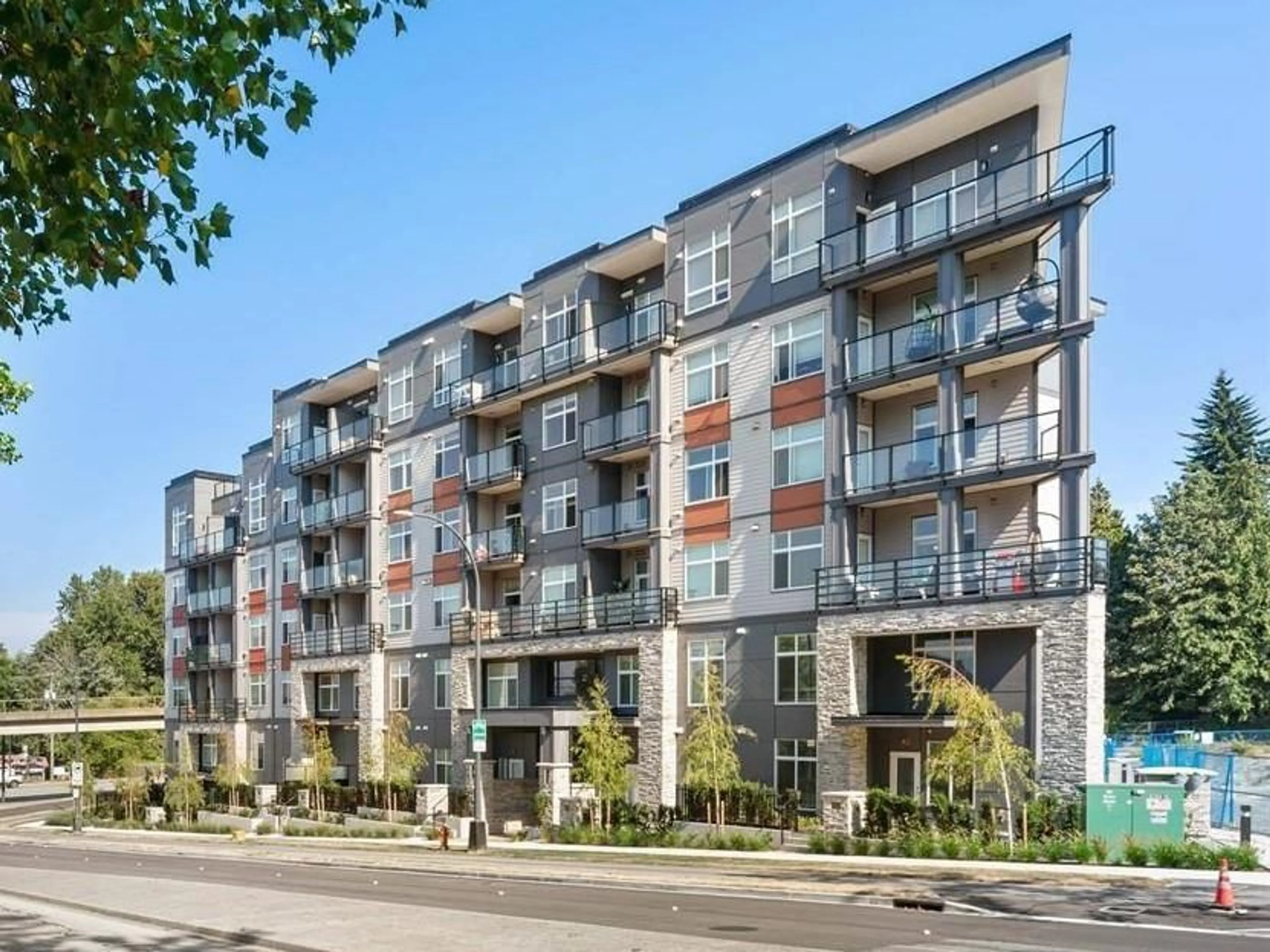 Unknown for 203 - 11077 RAVINE ROAD, Surrey British Columbia V3T3X5