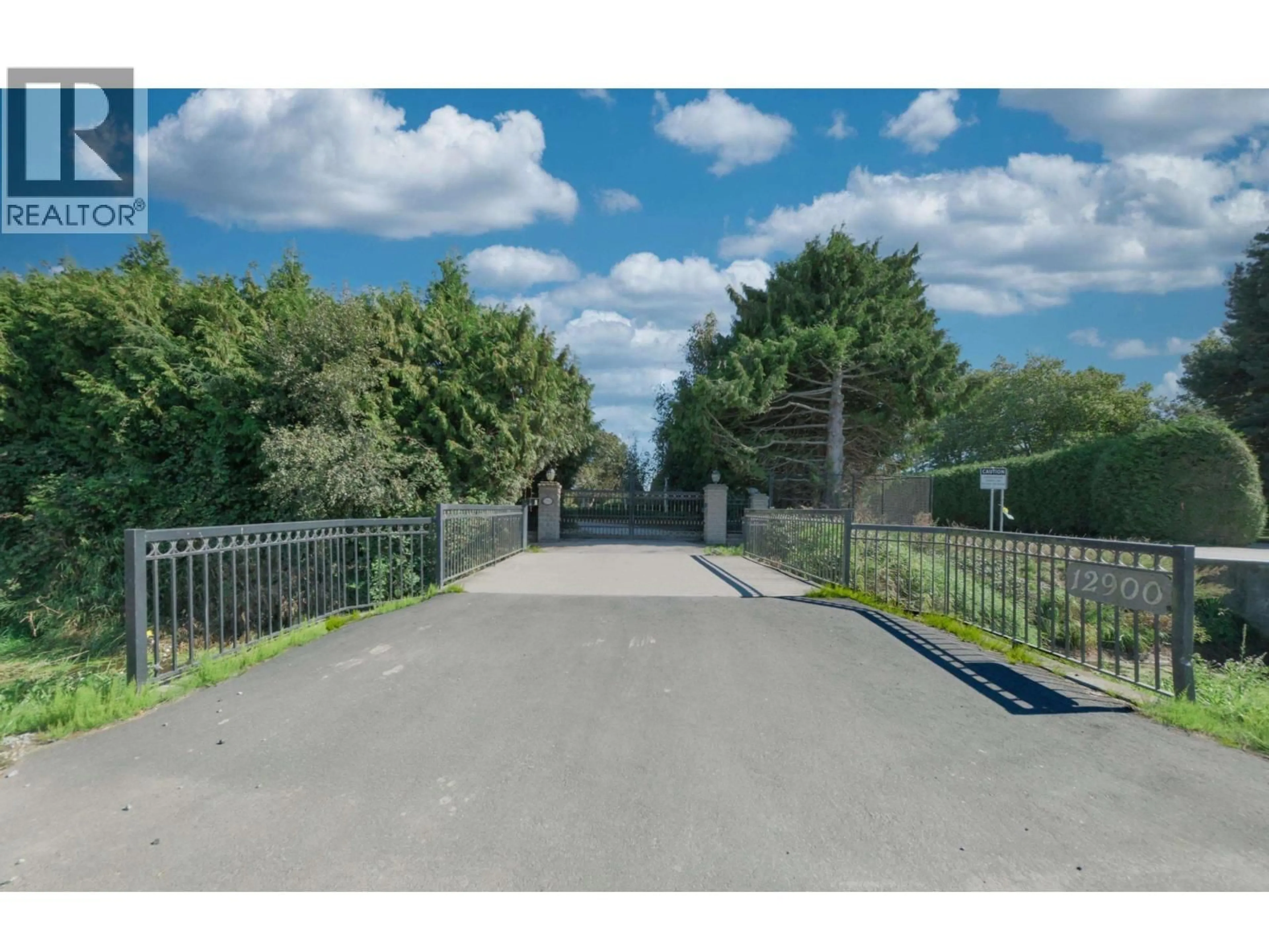 A pic from outside/outdoor area/front of a property/back of a property/a pic from drone, street for 12900 GILBERT ROAD, Richmond British Columbia V7E2H6