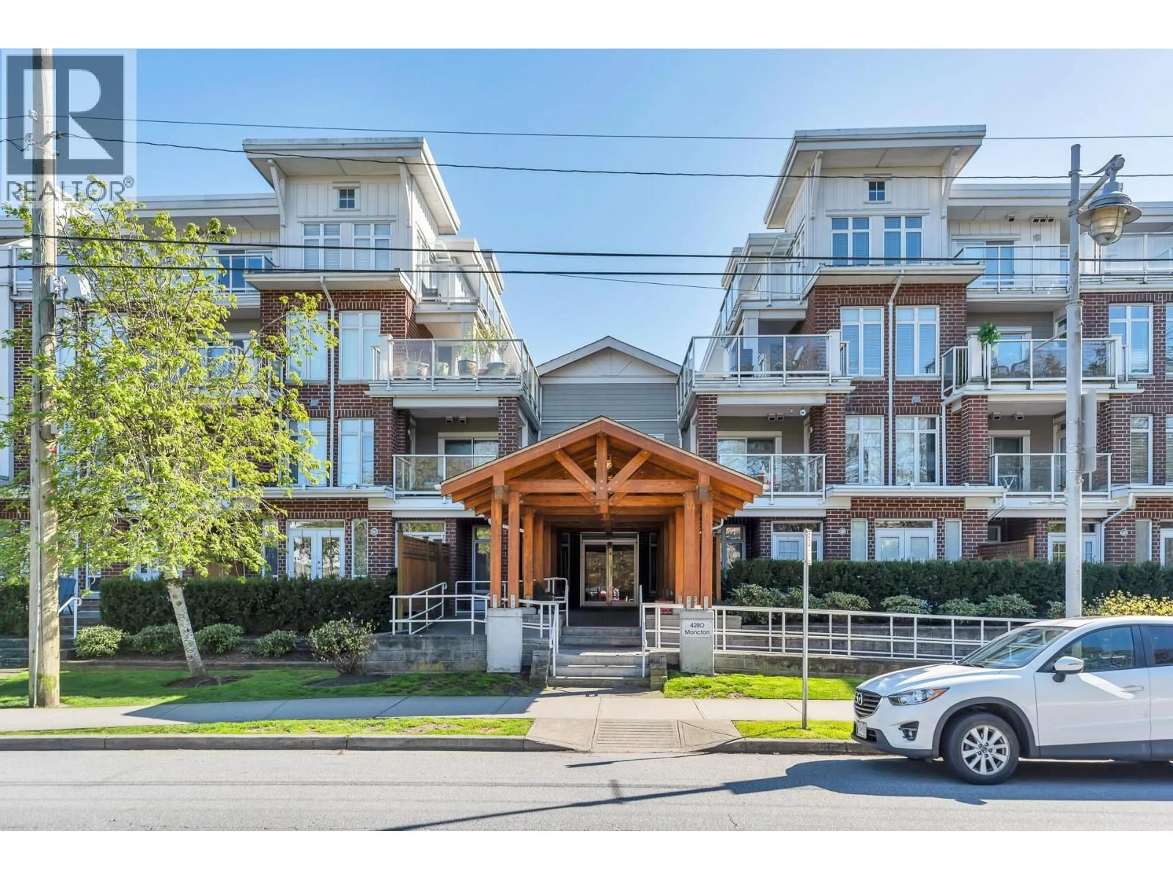 Indoor entryway for 417 - 4280 MONCTON STREET, Richmond British Columbia V7E6T4