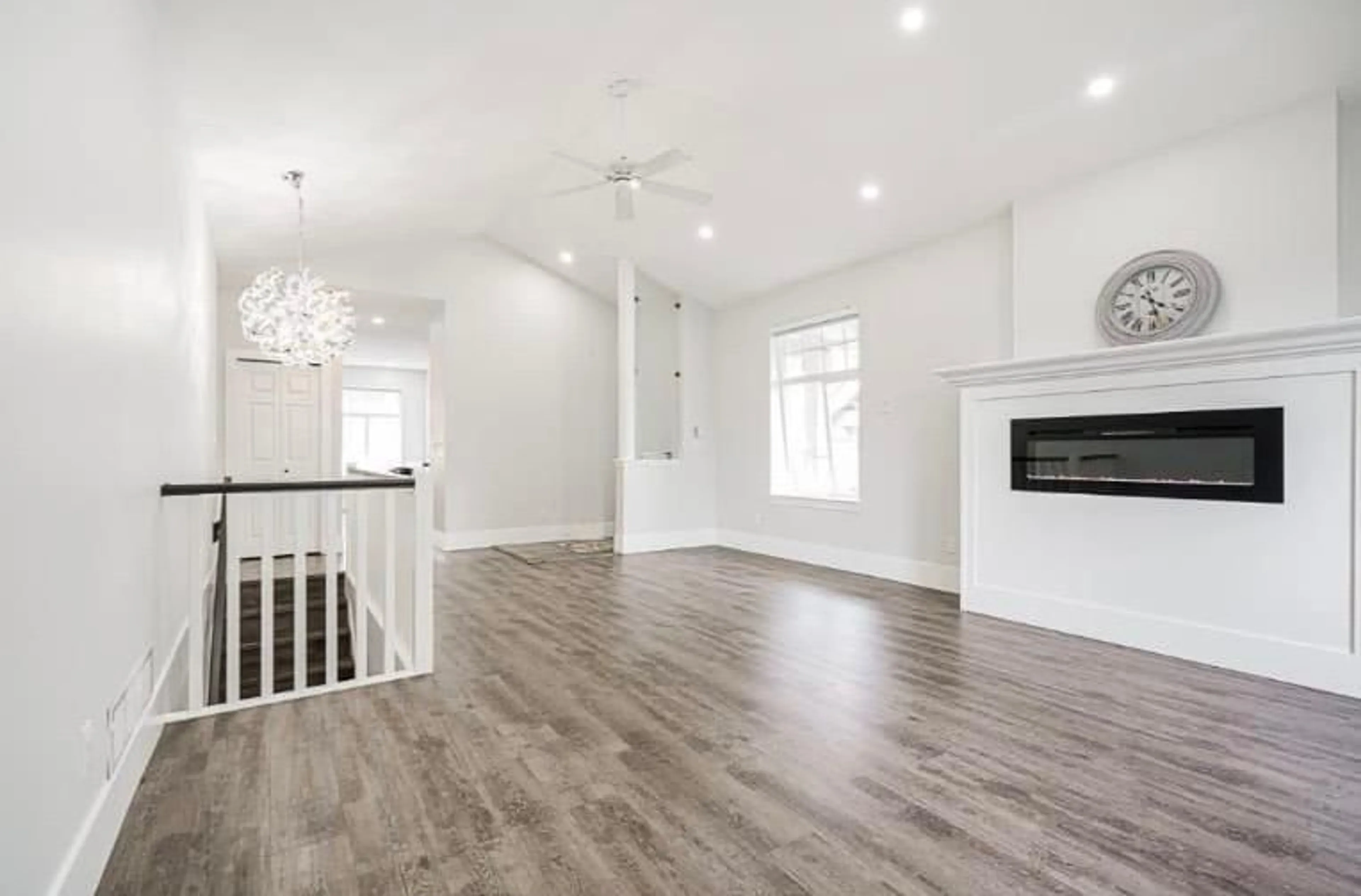 Unknown for 54 - 15037 58 AVENUE, Surrey British Columbia V3S8Z5