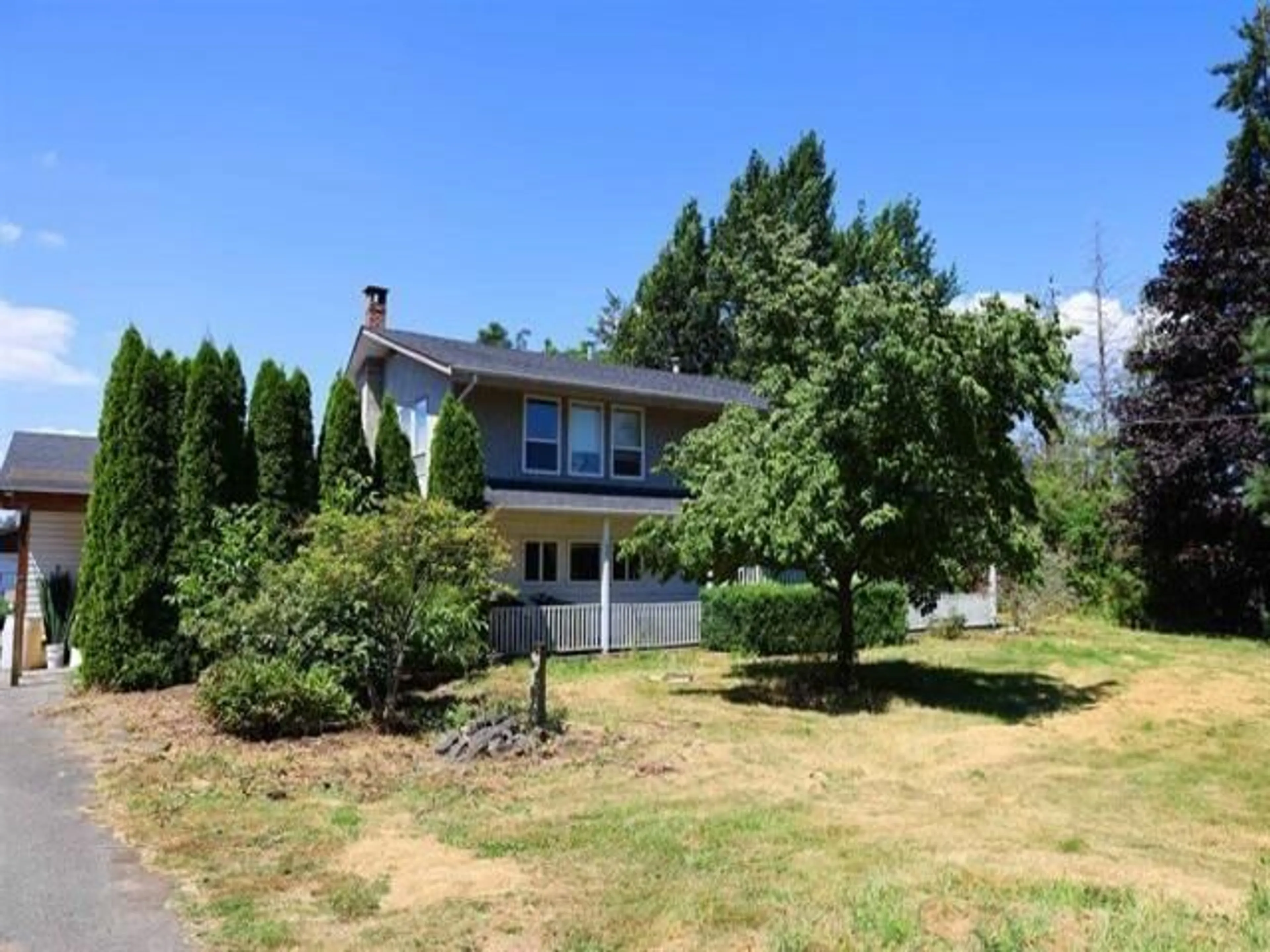 A pic from outside/outdoor area/front of a property/back of a property/a pic from drone, unknown for 4165 STEWART ROAD, Yarrow British Columbia V2R5G6