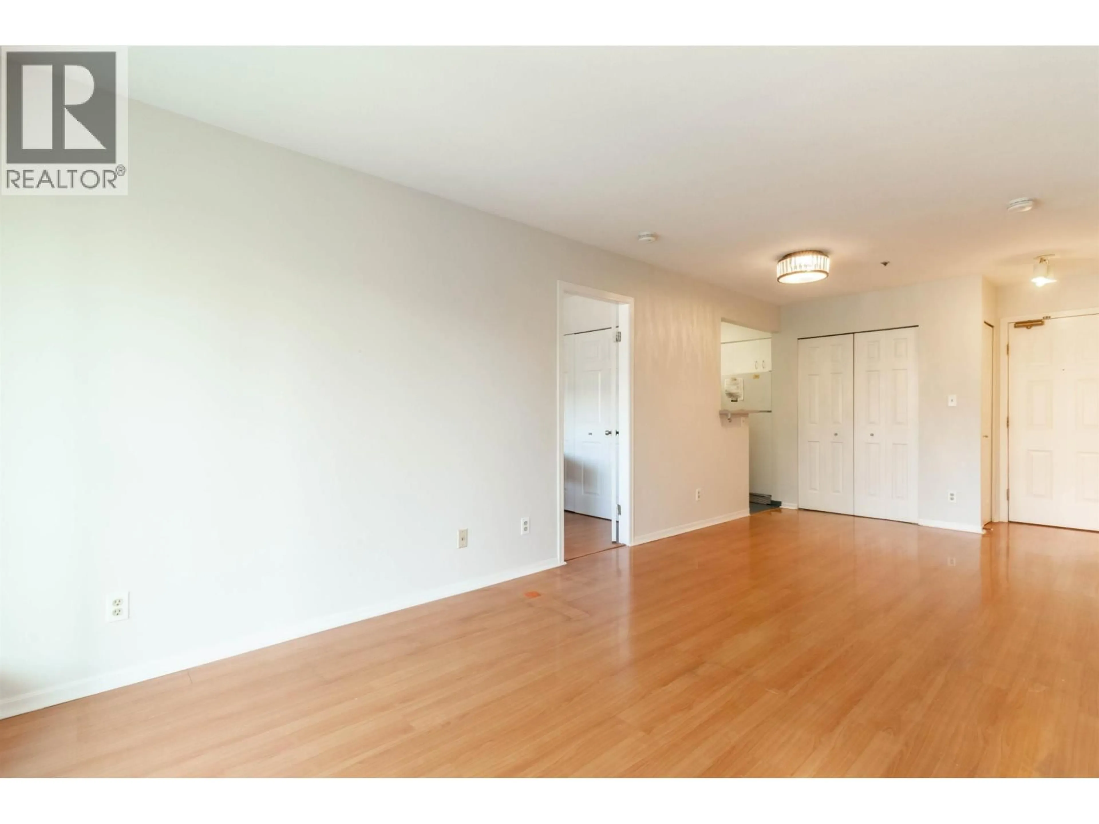 A pic of a room for 205 - 2238 ETON STREET, Vancouver British Columbia V5L1C8