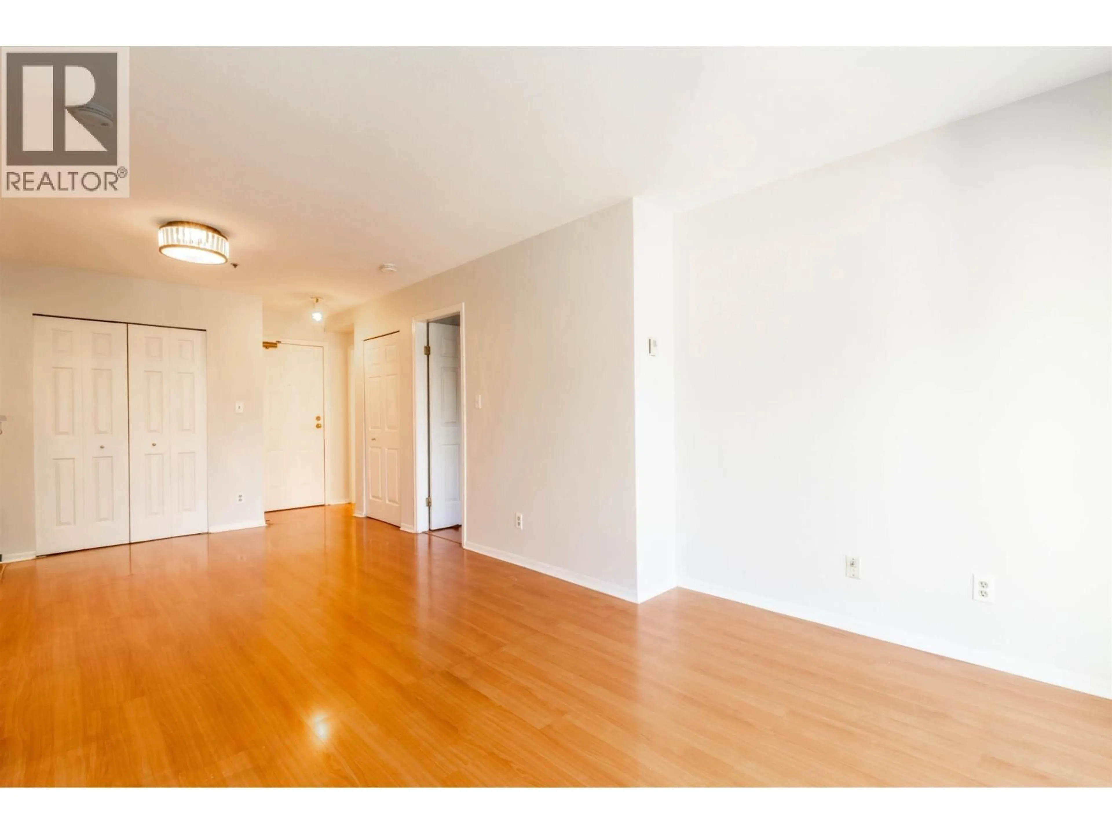 A pic of a room for 205 - 2238 ETON STREET, Vancouver British Columbia V5L1C8