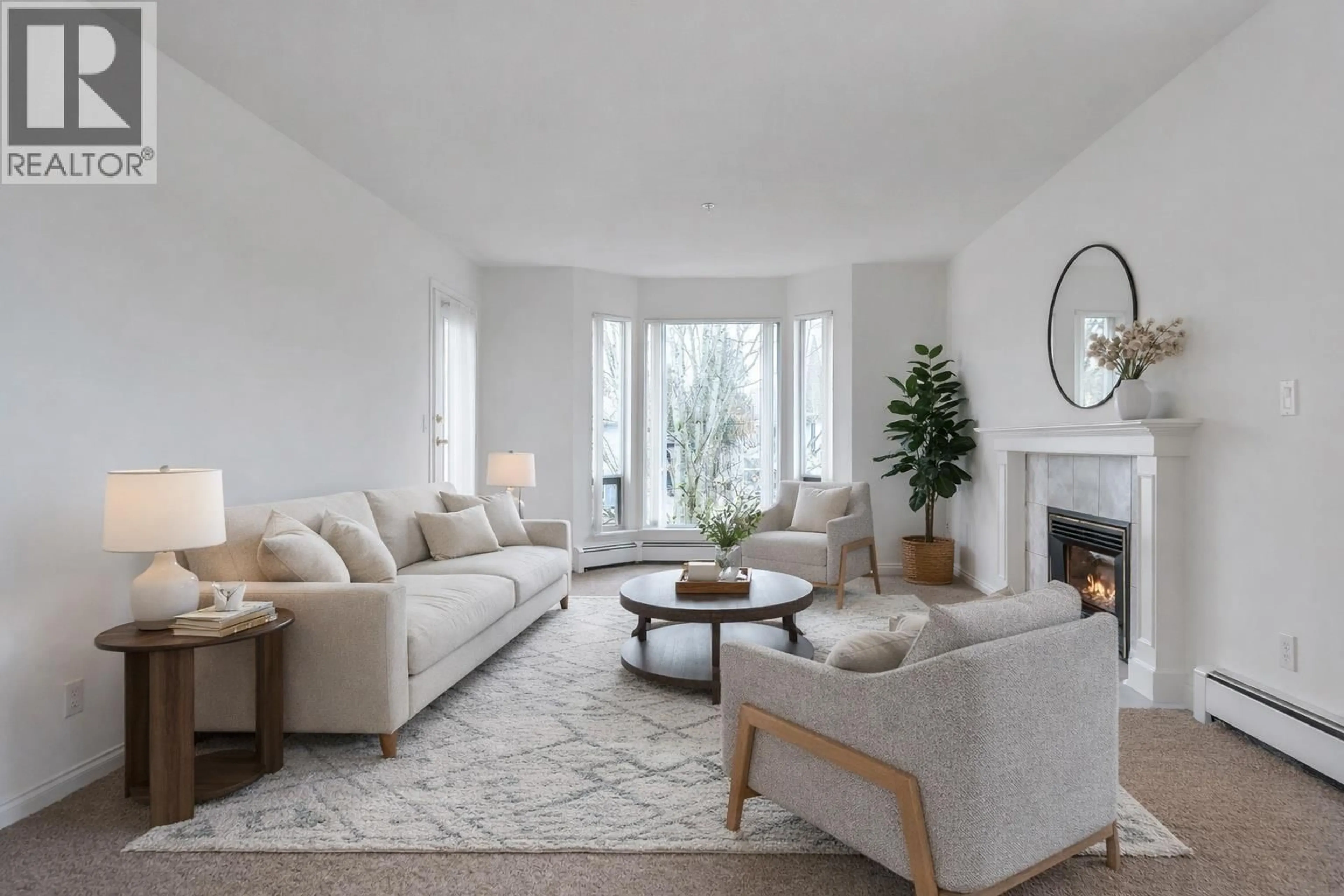 Living room with furniture, unknown for 210 - 9260 NO2 ROAD, Richmond British Columbia V7E2C8