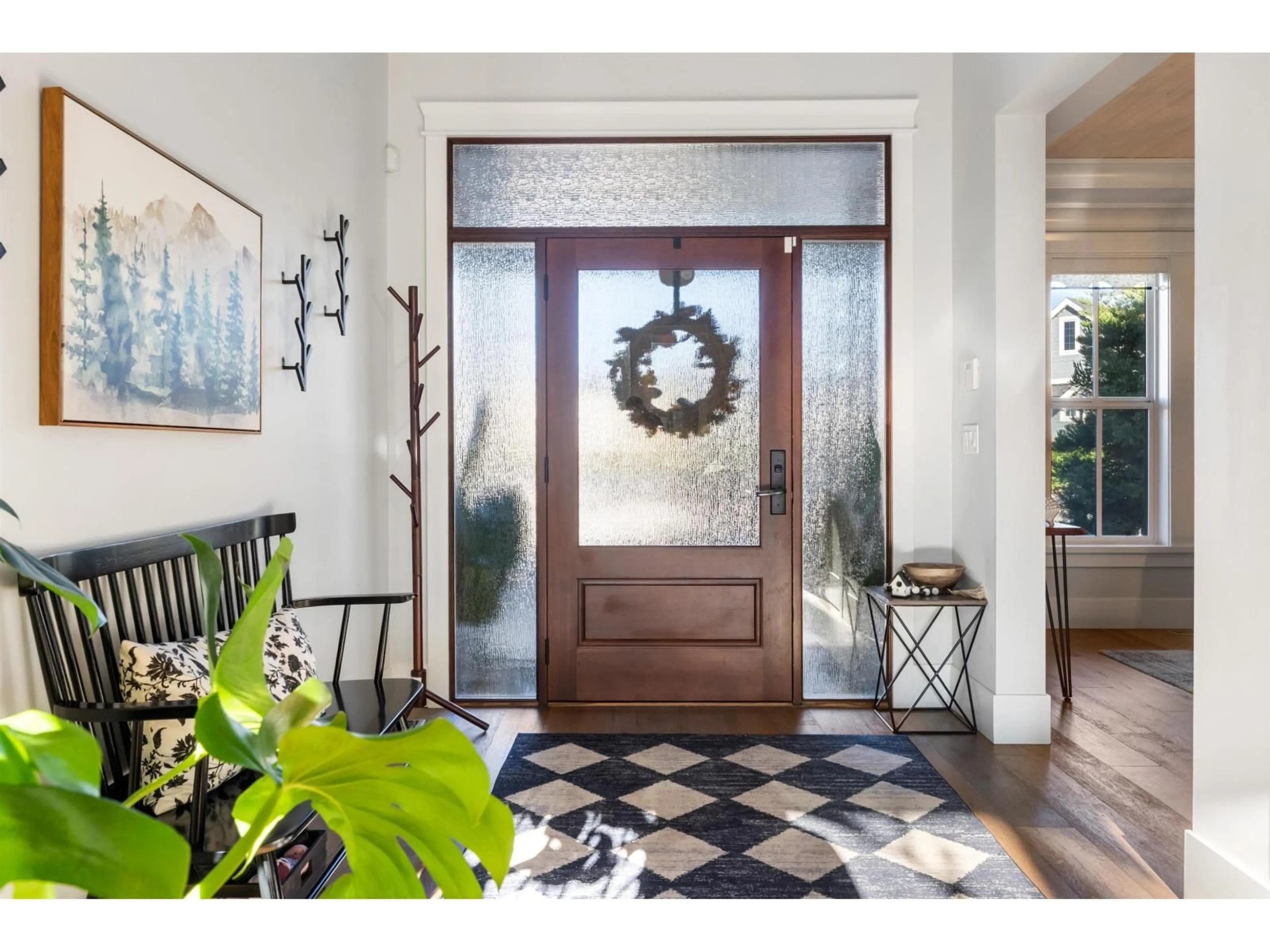 Indoor entryway for 35294 EWERT AVENUE, Mission British Columbia V2V0G2