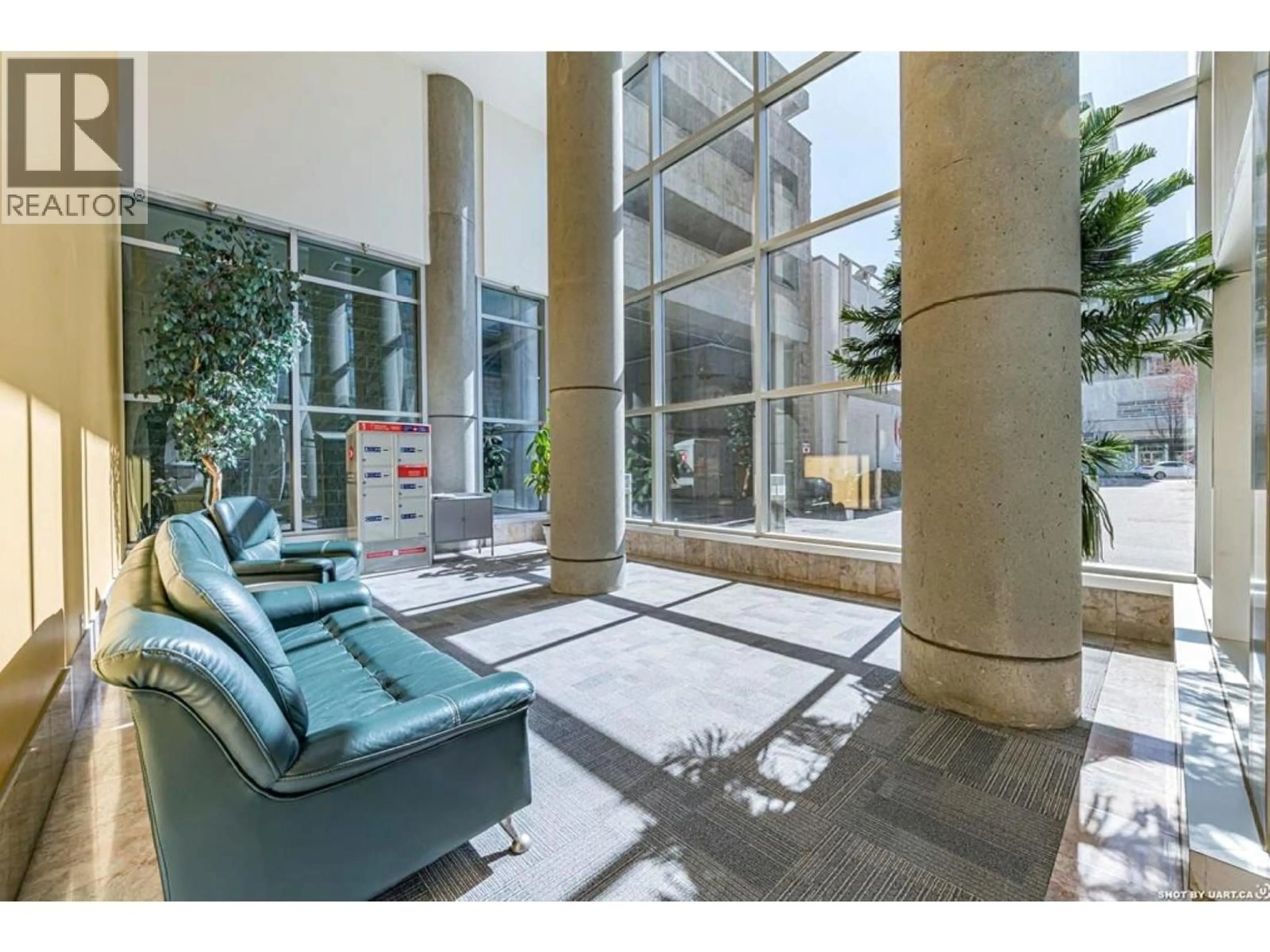 Indoor foyer for 604 - 8081 WESTMINSTER HIGHWAY, Richmond British Columbia V6X1A7