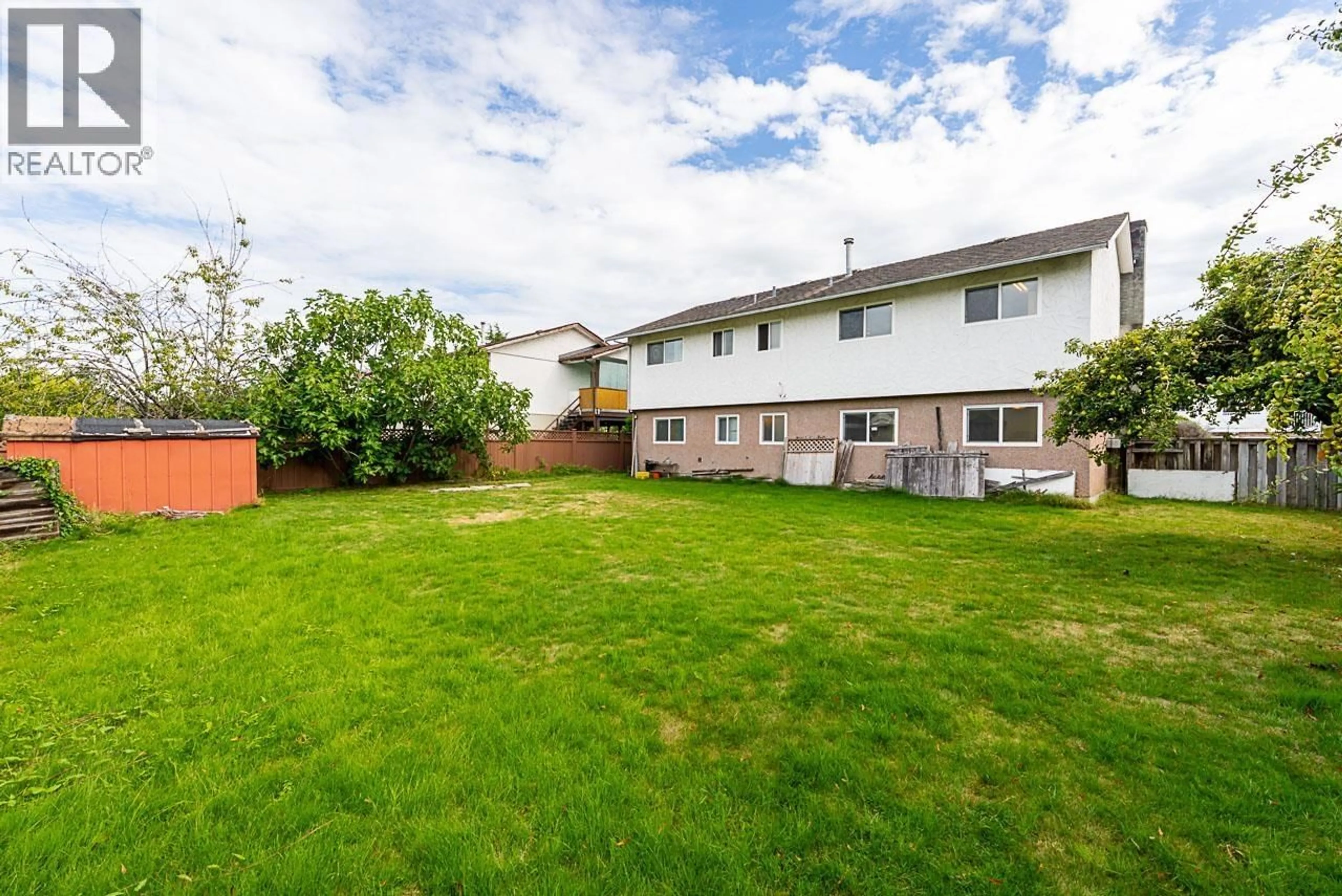 A pic from outside/outdoor area/front of a property/back of a property/a pic from drone, unknown for 8391 RIDEAU DRIVE, Richmond British Columbia V7A4M6