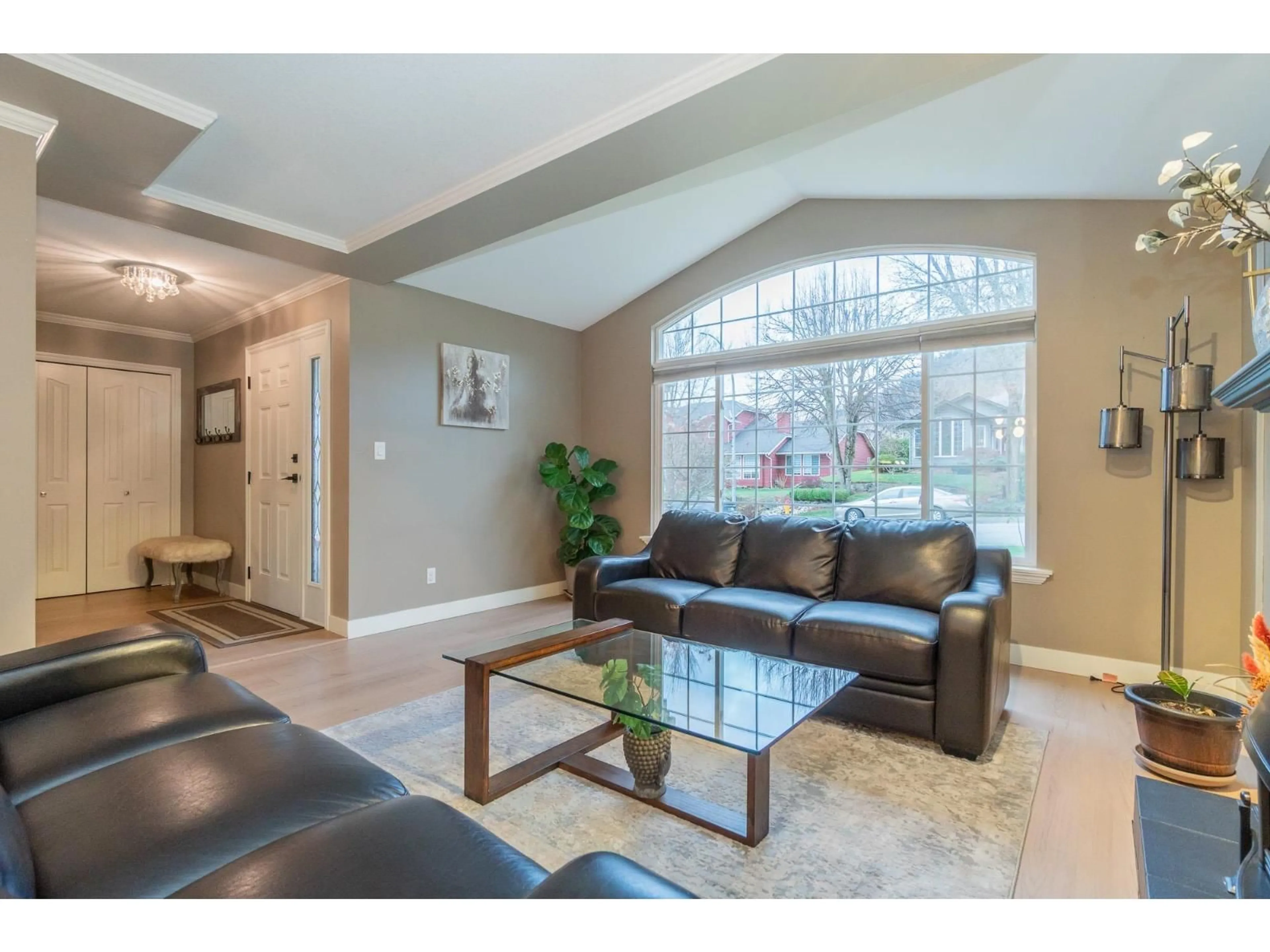 Living room with furniture, unknown for 5445 HIGHROAD CRESCENT, Chilliwack British Columbia V2R3Y1